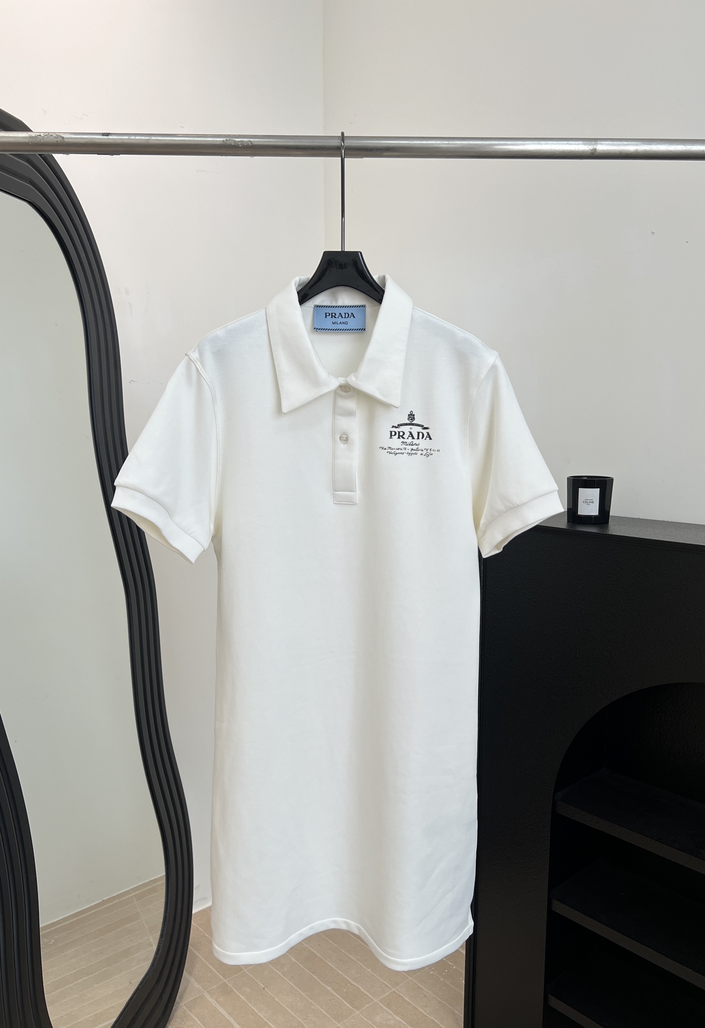 NO:739241,Prada's new spring and summer Polo dress, classic lapel + three-button design, triangular logo printing on the chest to underline the brand, comes with a belt, casual fit, size S M L,, prada, skirts,19860909Prada 春夏新款 Polo连衣裙、经典翻领+三颗纽扣设计、胸前三角Logo印花低调彰显品牌、配有腰带、休闲版型 码数S M L,,prada,skirts,,Women's clothing