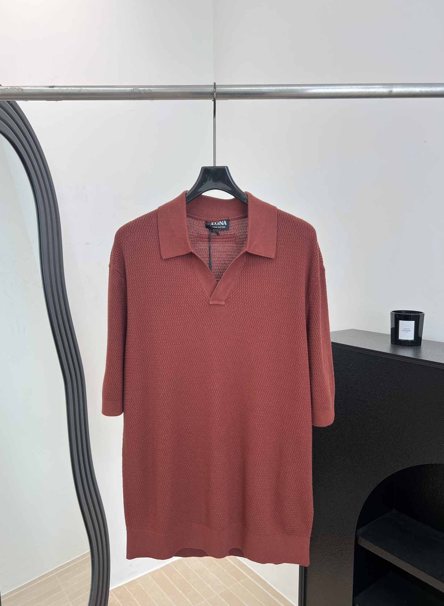 NO:758324,Men's Zegna Zegna new spring and summer knitted Polo shirt, classic seagull collar design, no buttons for more casualness, pineapple needle or waffle texture, breathable and comfortable, casual fit, size S M L XL XXL,,zegna,19860909男款Zegna 杰尼亚 春夏新款 针织Polo衫、经典海鸥领设计、无纽扣更显随性、菠萝针或华夫格纹理、透气又舒适、休闲版型 码数S M L XL XXL,,zegna,,Women's clothing