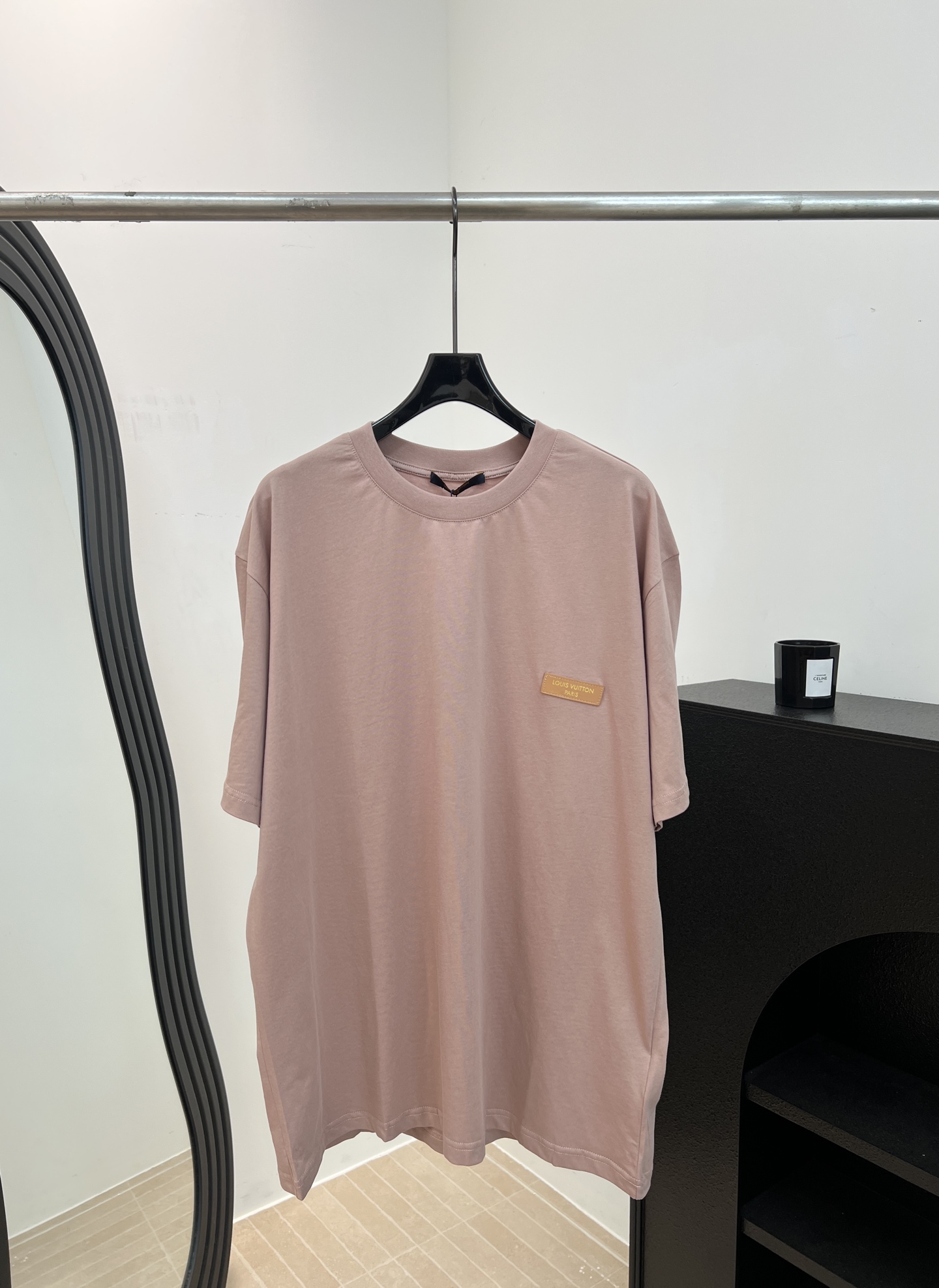 NO:801894,LouisVuitton Louis spring and summer new style dyed washed short-sleeved T-shirt, made of high-quality cotton, soft and comfortable, ribbed round neck, chest brand logo, casual fit, same style for men and women, size S M L XL,, louis vuitton, louis vuitton, T-shirt, tees, t-shirt,19860909LouisVuitton 路易 春夏新款 染色水洗复短袖T恤、采用高品质棉料、柔软舒适、罗纹圆领、胸前品牌标识、休闲版型、男女同款 码数S M L XL,,louis vuitton,louis vuitton,T-shirt,tees，t-shirt,,Women's clothing