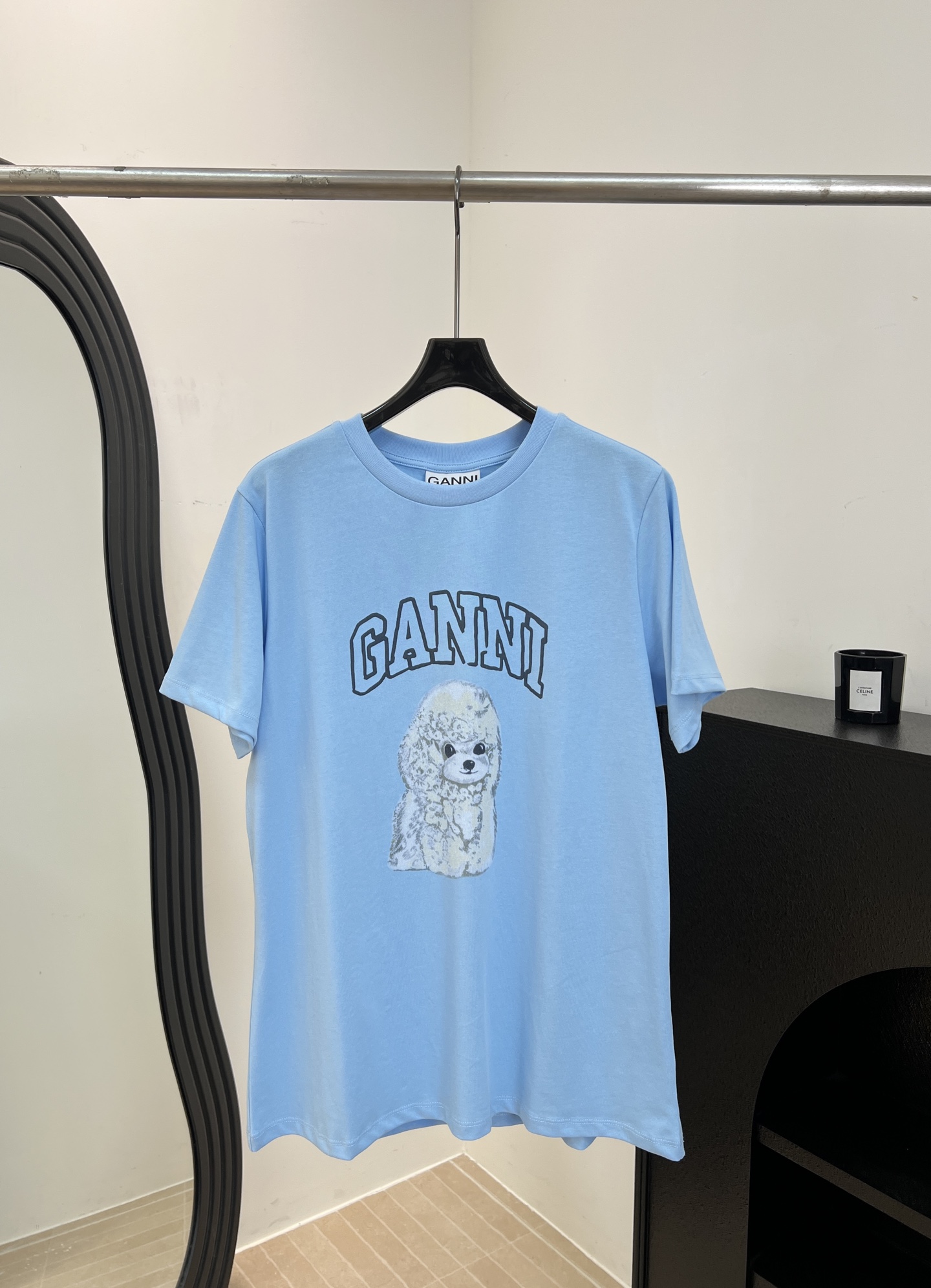 NO:835340,Ganni's new spring and summer short-sleeved T-shirt with puppy print, light blue pure cotton fabric, soft, breathable and super comfortable, puppy pattern brand letters on the front, loose fit, size S M L,, T-shirt, tees, t-shirt,19860909Ganni 春夏新款 小狗印花短袖T恤、浅蓝色纯棉面料、柔软透气超舒服、正面小狗图案品牌字母、宽松版型 码数S M L,,T-shirt,tees，t-shirt,,Women's clothing