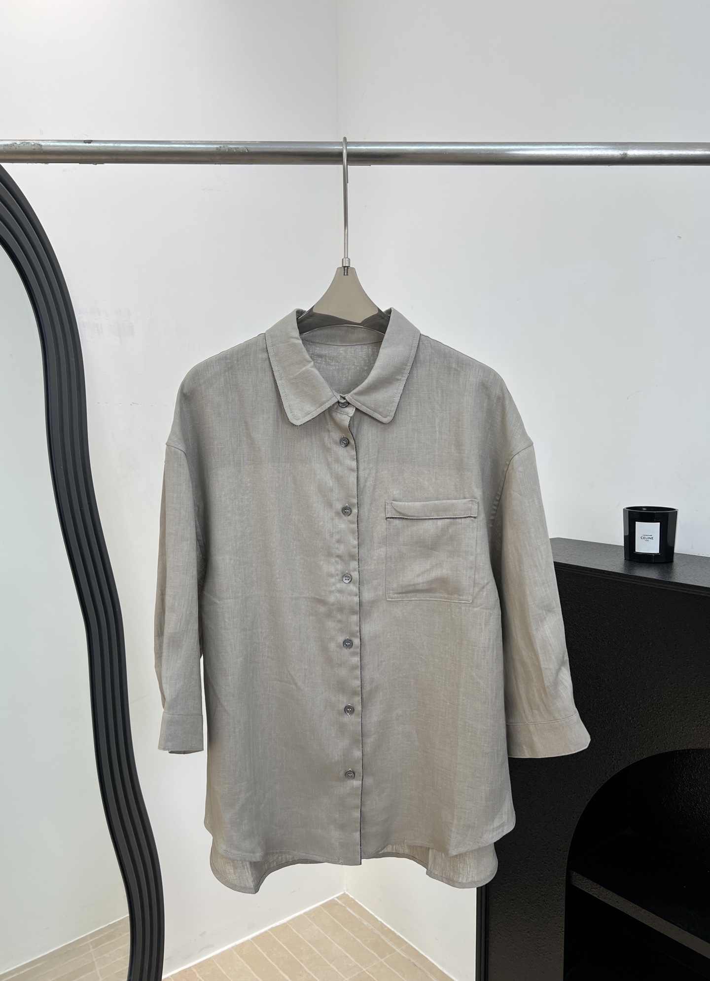 NO:838053,Bc spring and summer new linen solid color long-sleeved shirt, made of natural linen fabric, breathable and moisture-absorbent, access control pearl buckle and bead chain embellishment, loose fit, size S M L,, shirts,19860909Bc 春夏新款 亚麻纯色长袖衬衫、采用天然亚麻面料透气又吸湿、门禁珍珠扣和珠链点缀、宽松版型 码数S M L,,shirts,,Women's clothing