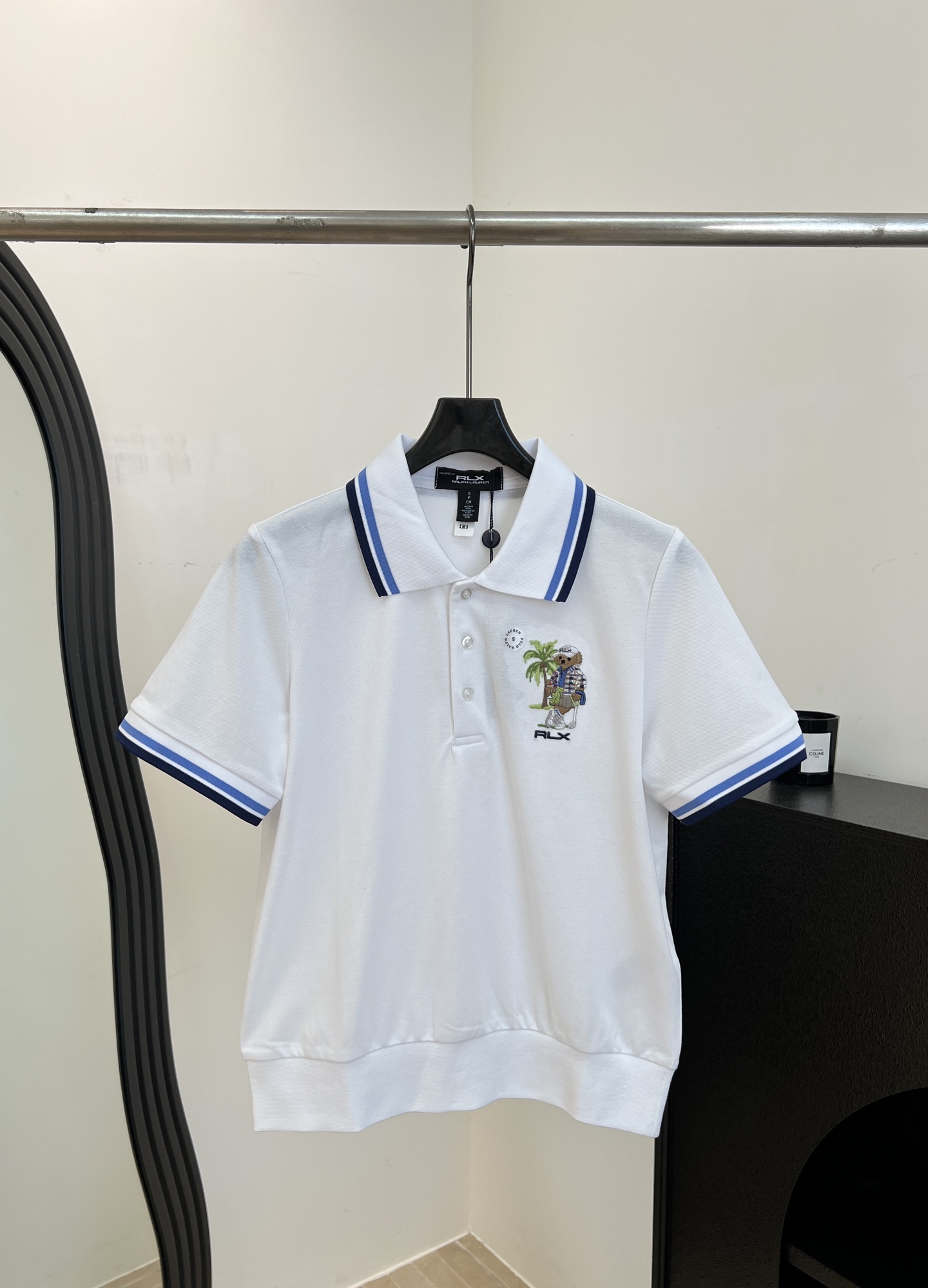 NO:905952,Ralph Laure* Ralph Lauren new spring and summer FLX series polo shirt, white striped collar and cuffs, cartoon embroidery on the chest, three-button design, casual fit, size S M L,, loro piana,19860909Ralph Laure* 拉夫劳伦 春夏新款 FLX系列Polo衫、白色条纹领口和袖口、胸前卡通刺绣、三颗纽扣设计、休闲版型 码数S M L,,loro piana,,Women's clothing