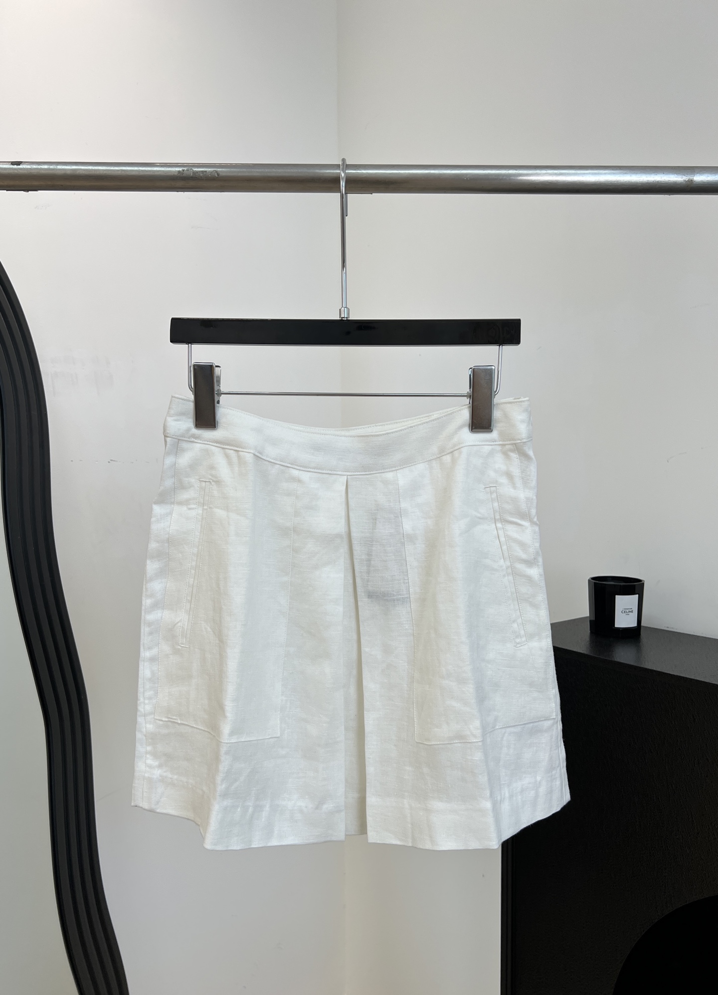 NO:844281,Ralph Laure* Ralph Lauren spring and summer new linen mini skirt, old money style high-waisted linen skirt, linen fabric, ready-to-wear washed and treated for skin-friendly texture, high-waist waistline with two front pockets design, huge body proportions, casual fit, size S M L,,loro piana,skirts,19860909Ralph Laure* 拉夫劳伦 春夏新款 亚麻迷你半身裙、老钱风高腰亚麻短裙、亚麻面料、成衣水洗处理过质感亲肤、高腰腰围前面两个口袋设计、巨显身材比例、休闲版型 码数S M L,,loro piana,skirts,,Women's clothing