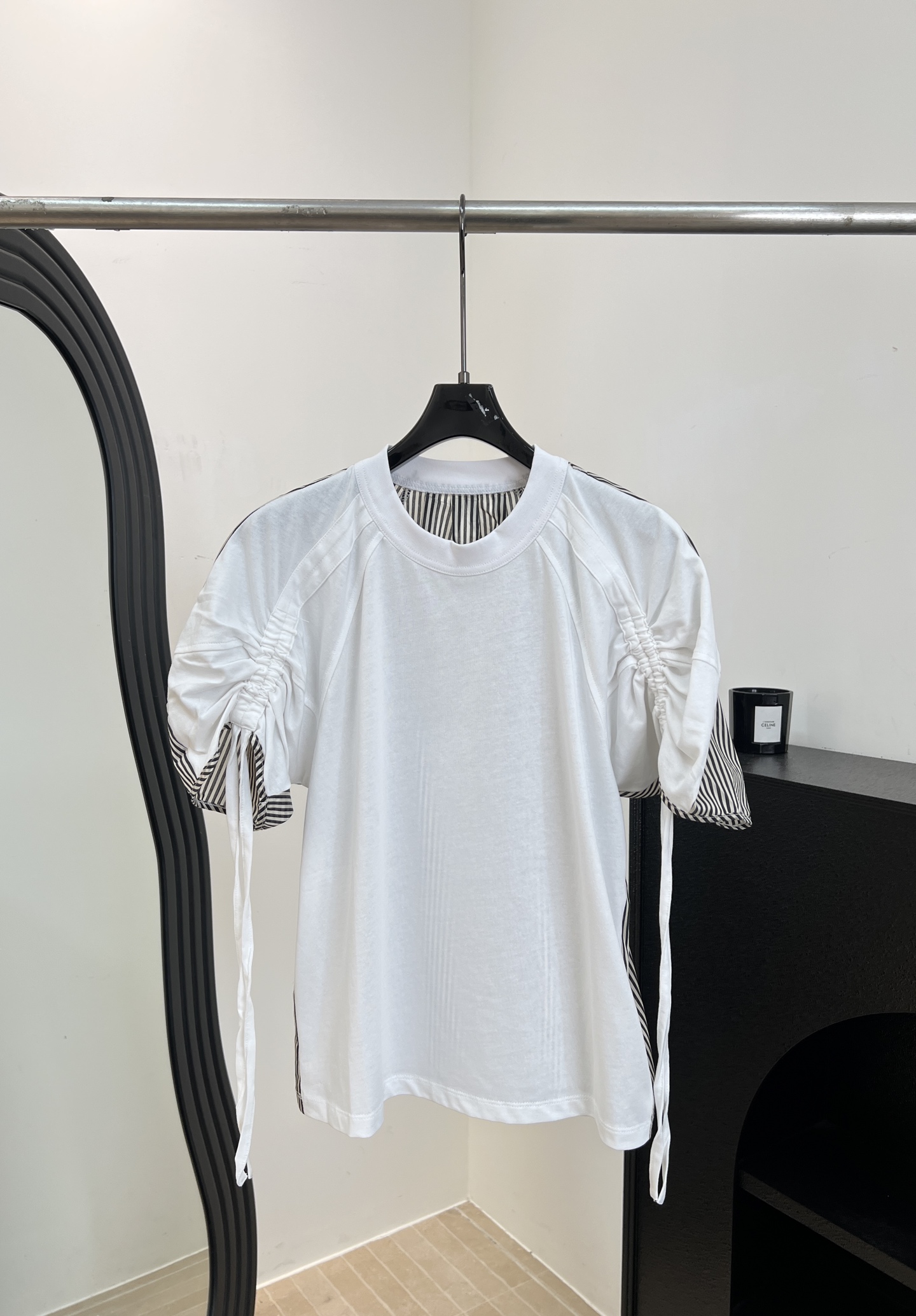 NO:856095,3.1 Phillip Li* new spring and summer style spliced ​​striped knitted T-shirt, sleeves are three-dimensional puff sleeves + drawstring design, pleats and ribbon details have a sense of design, side stripe splicing, casual fit, size S M L,, tees, t-shirt,198609093.1 Phillip Li* 春夏新款 拼接条纹针织T恤、袖子是立体泡泡袖＋抽绳设计、褶皱和飘带细节有设计感、侧边条纹拼接、休闲版型 码数S M L,,tees，t-shirt,,Women's clothing