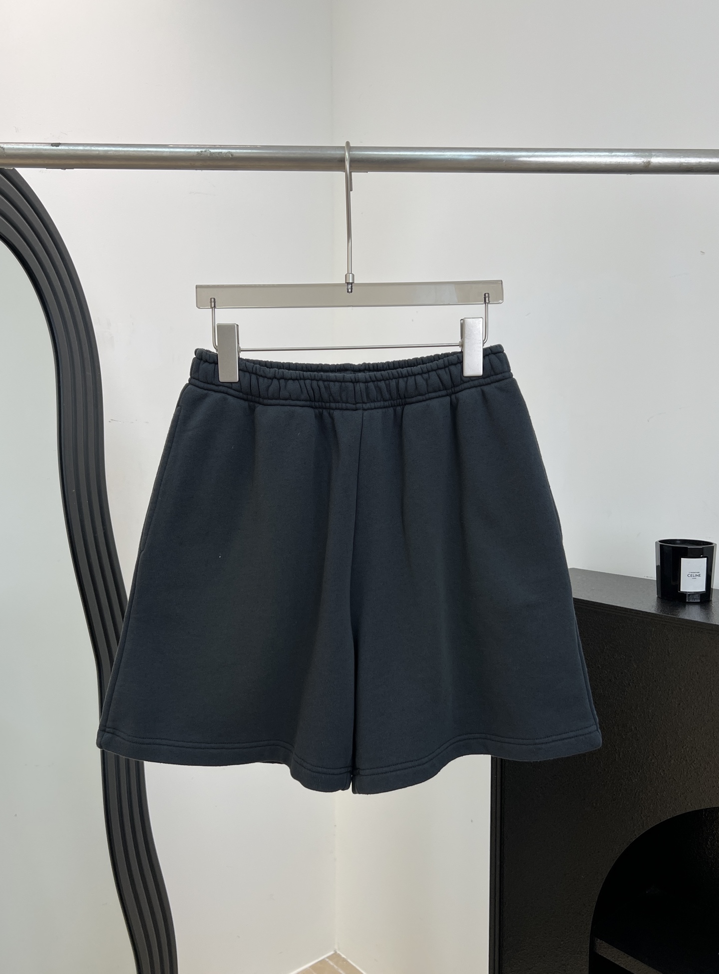 NO:893551,Acne Studio* spring and summer new style, washed and distressed cotton shorts, simple design, elastic waist design, brand logo 'Acne Studios STOCKHOLM1996' print on the back pocket, casual fit, size S M L,,acne studios,dior,shorts,19860909Acne Studio* 春夏新款 棉质洗水做旧短裤、简约设计、松紧腰设计、后袋有品牌标志“Acne Studios STOCKHOLM1996”印花、休闲版型 码数S M L,,acne studios,dior,shorts,,Women's clothing