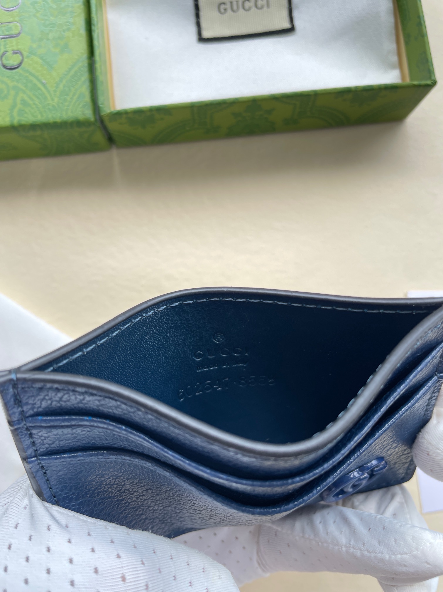 Gucci Bag Collection crafted with premium materials and signature design 7