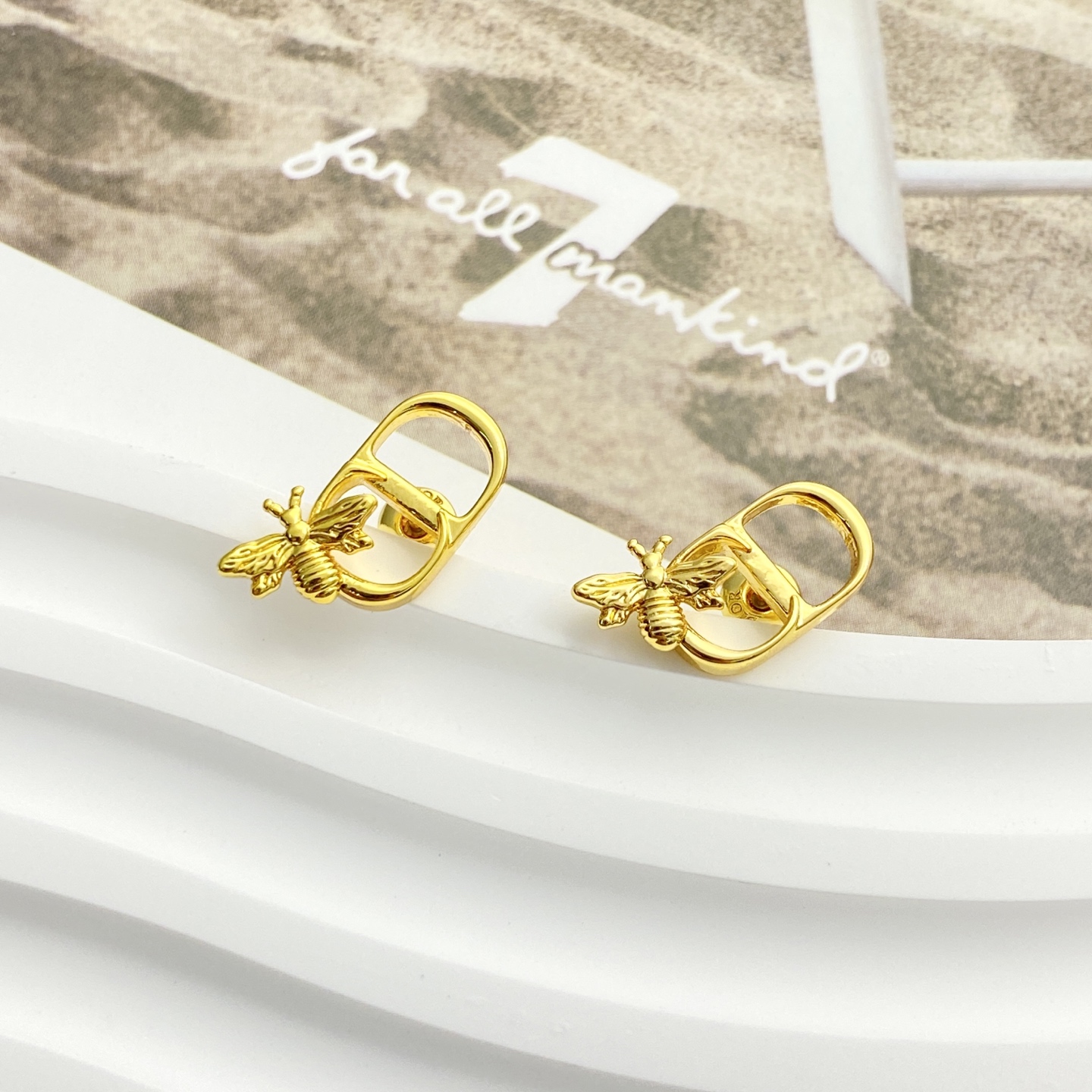 Dior DIOR耳钉 款火爆上新