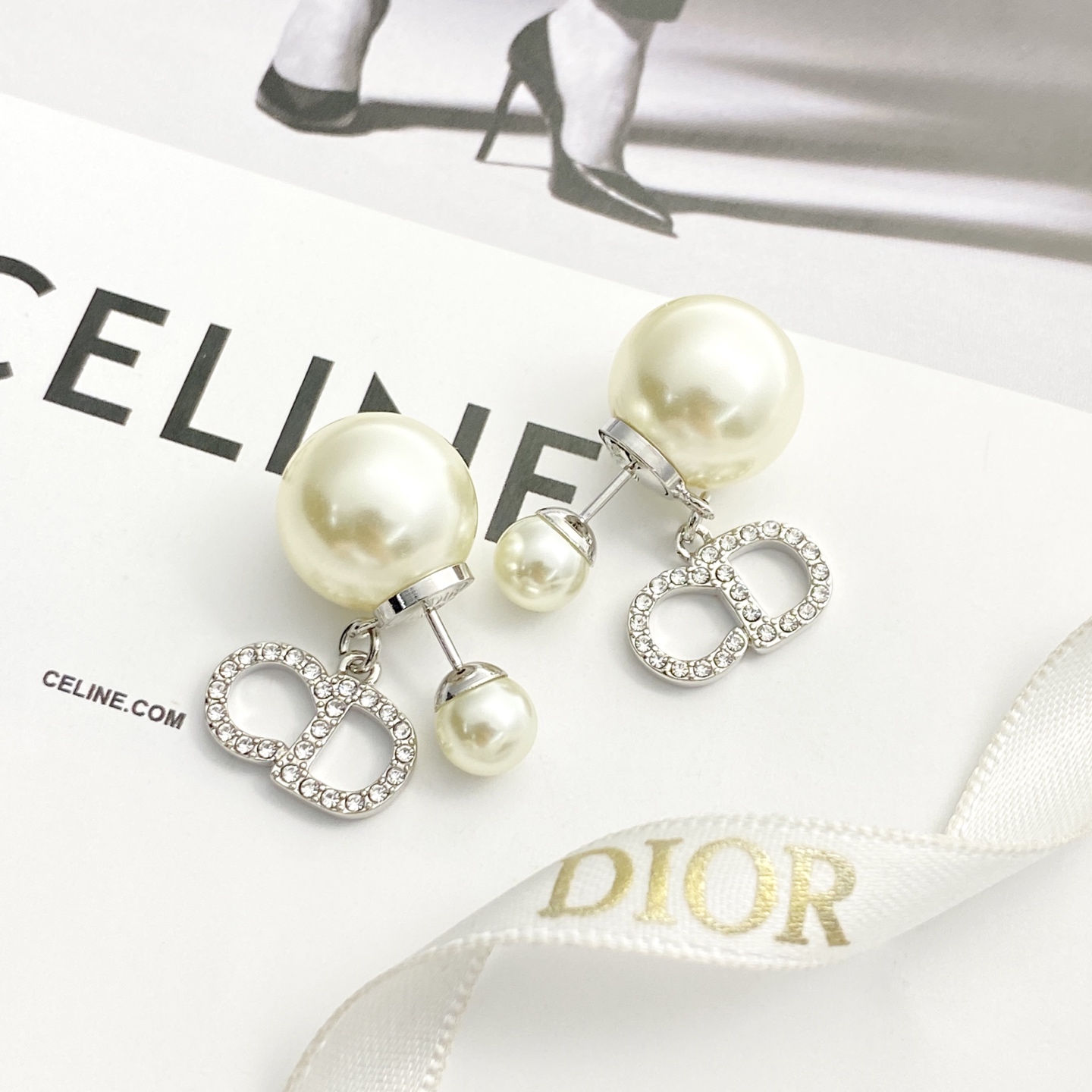 Dior DIOR耳钉 款火爆上新