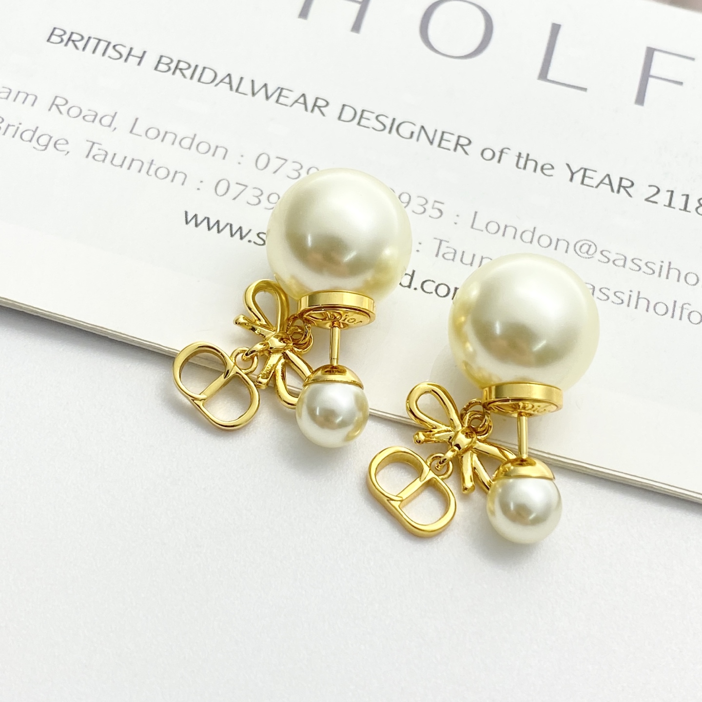 디올 귀걸이 134697 Dior Earrings 썸네일 이미지