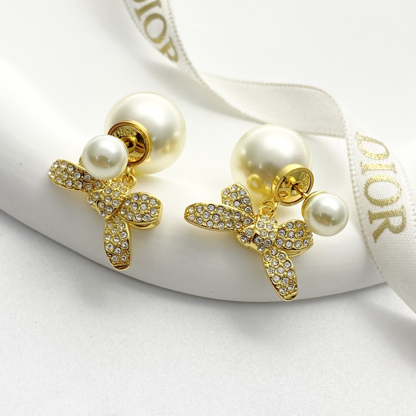 디올 귀걸이 134985 Dior Earrings 썸네일 이미지
