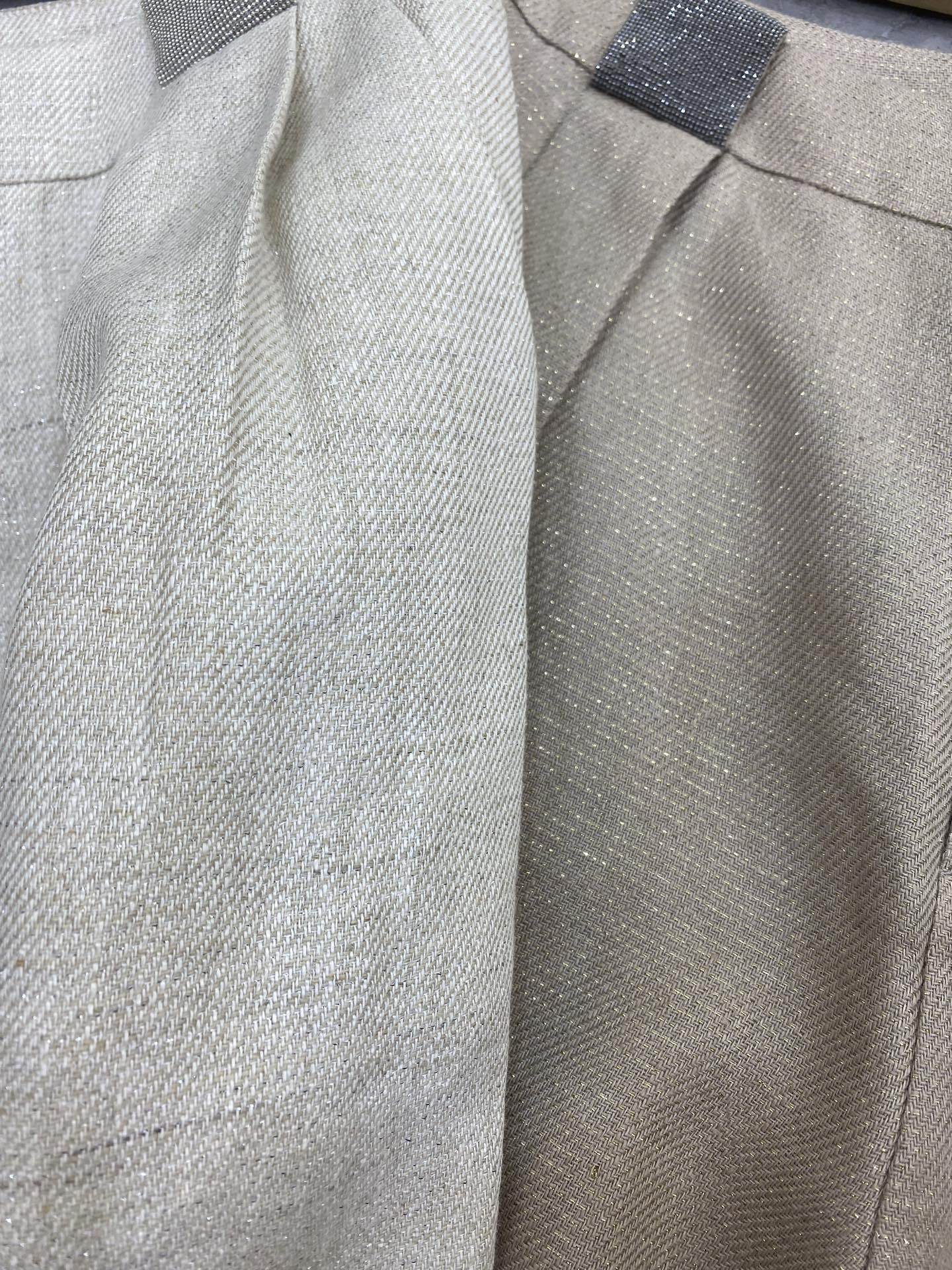 “Tibbc Suit: Original Hard-Ass Female Suit with New Shorts, 94% Linen” - 图片 6