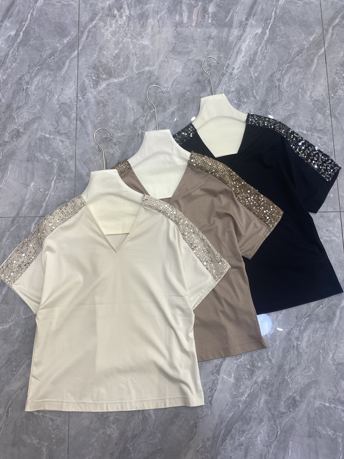 NO:330272,Original single ruthless women's clothing with packaging BC bat sleeve v-neck top Cotton Black Coffee Apricot, Alexander wang19860909原单狠货女装 配包装BC蝙蝠袖v领上衣 棉 黑色 咖色 杏色,,alexander wang,Women's clothing