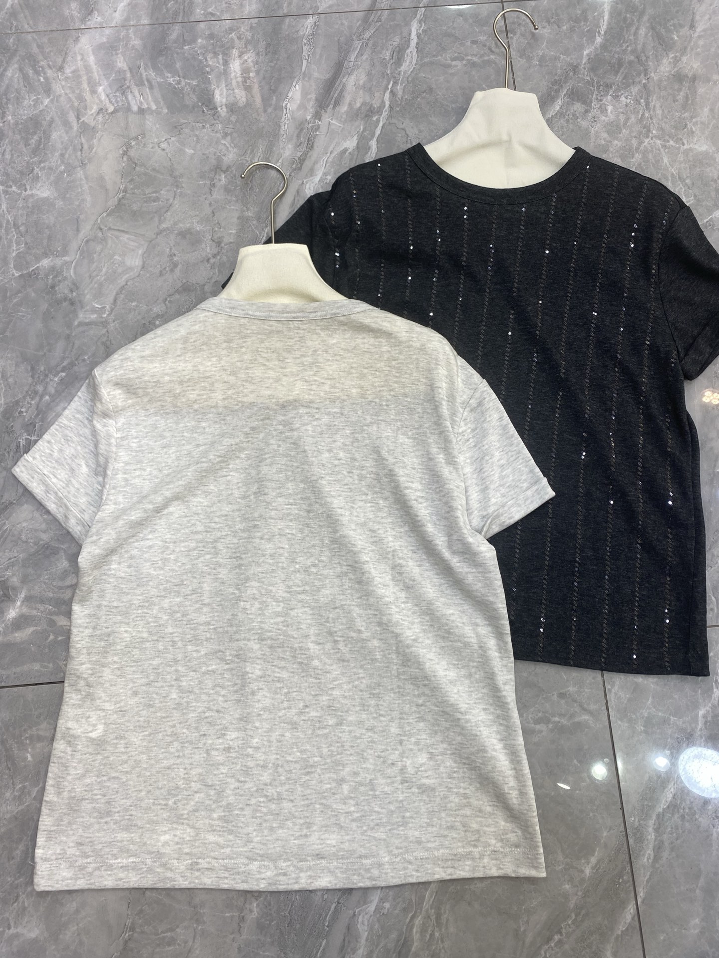 P713 Original Female Suit with B-C-Linked Shirt: Scrubber, Cotton, Silk, Salsa Blend - 图片 2