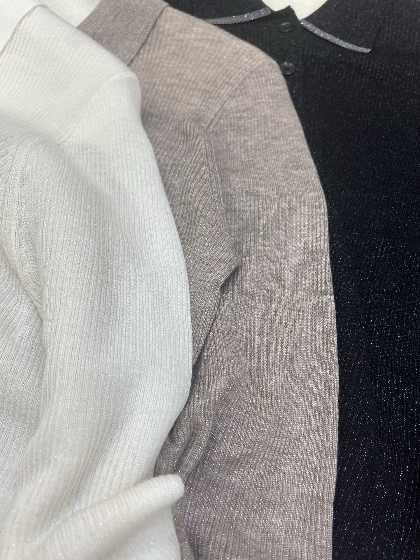P828 Hard-Ass Dress: Wool, Gills, Thin Film Fibres in White, Purple, Black - 图片 4