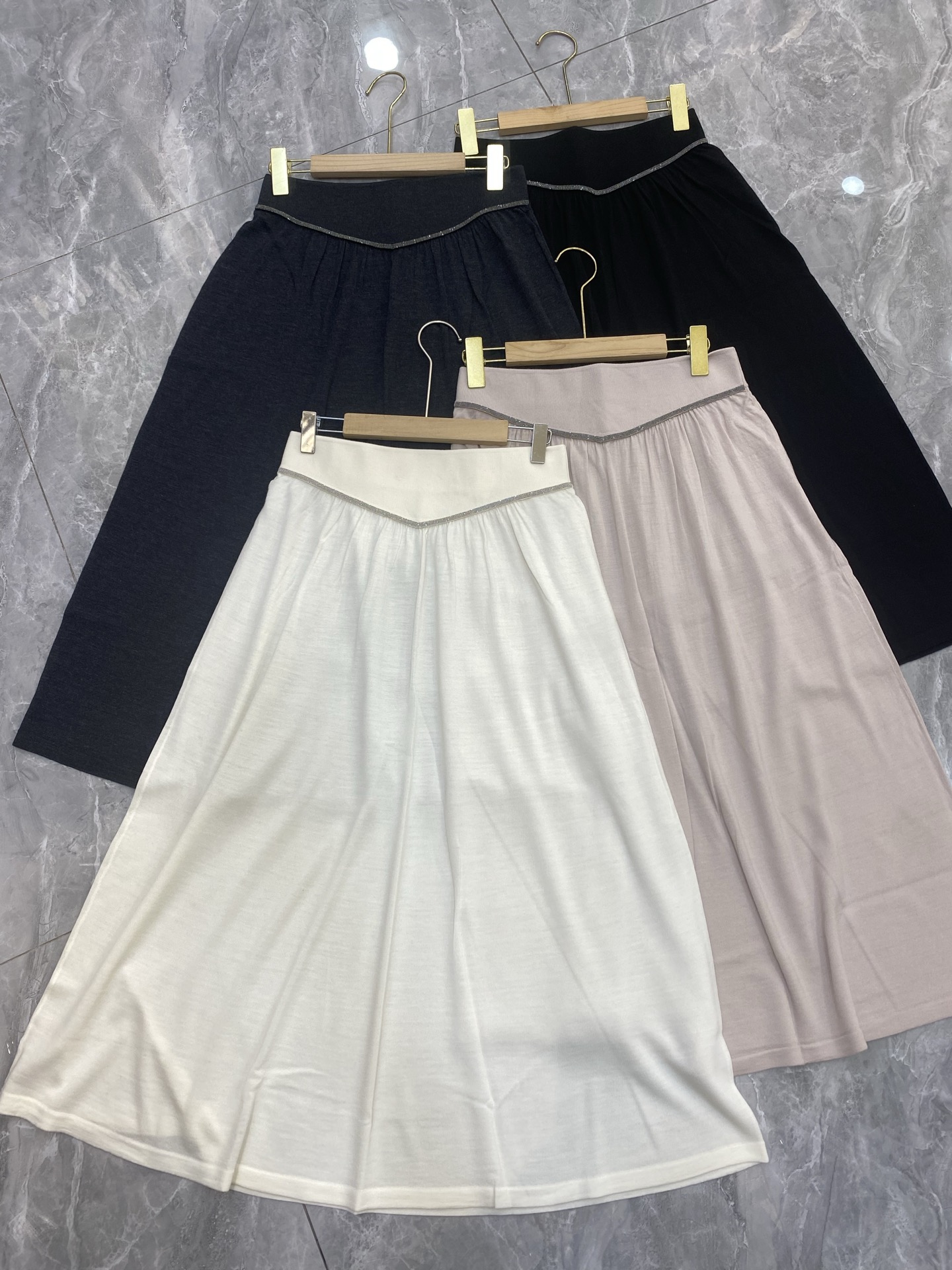 Stylish P874 Wool Dress in White, Pink, Black – Blouse-Packed and Breathable