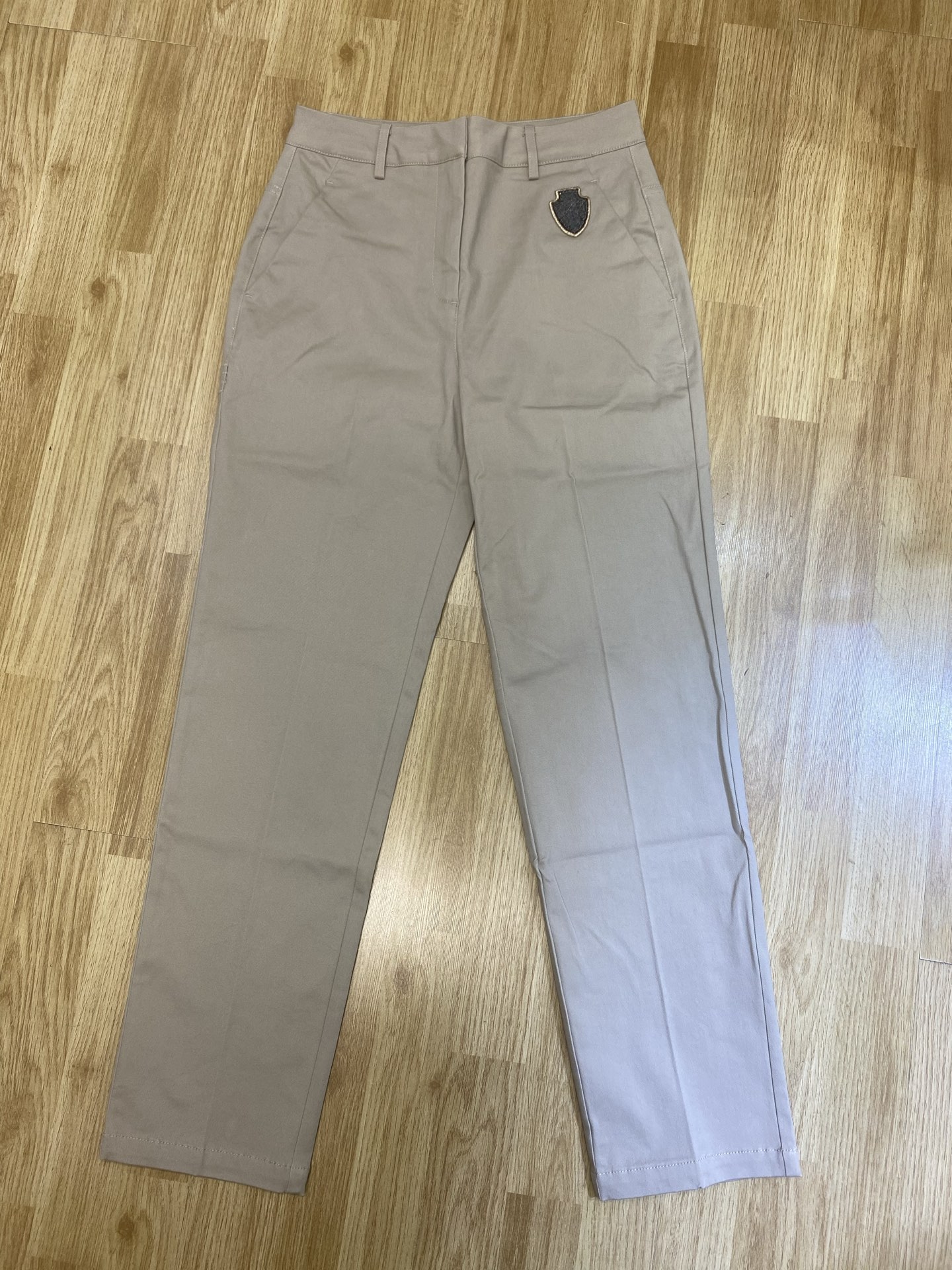 “Original Hardcore Female Suit with BC Golf Small-Legged Pencil Pants in White Curry, 97% Cotton” - 图片 3