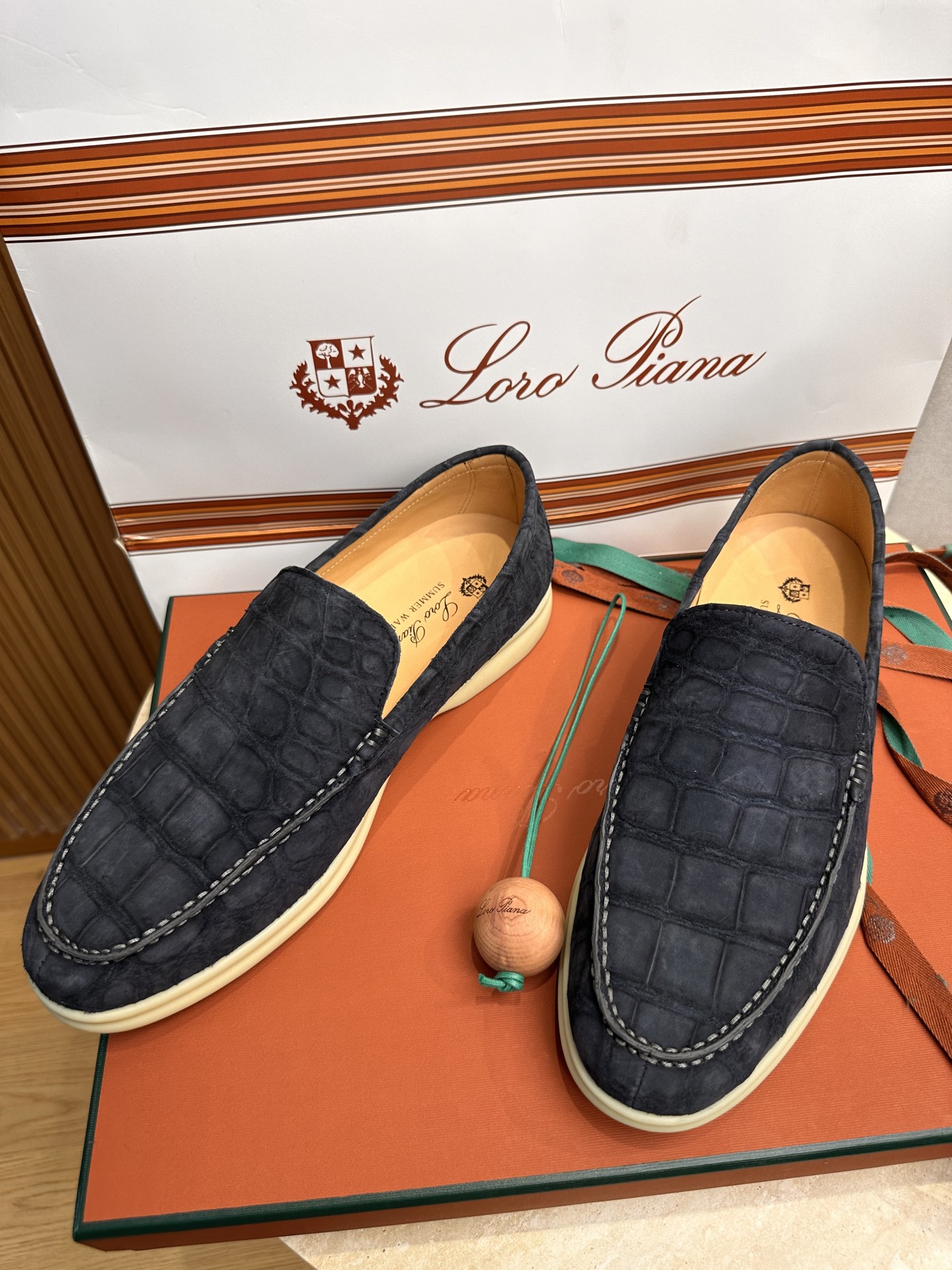 Loro Piana Men's Suede Alligator Leather Loafers - Luxurious Comfort 5 i1754316777024 879 0 3