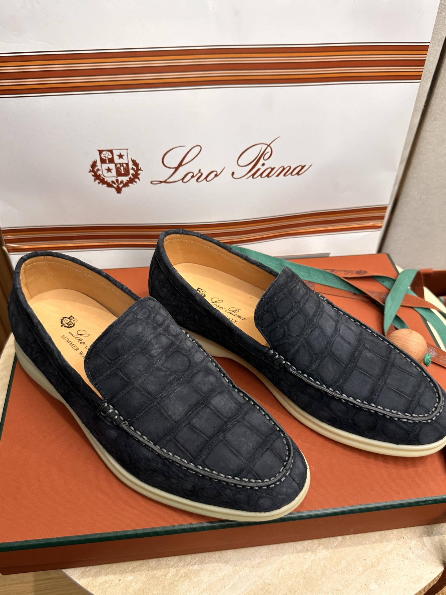 Loro Piana Men's Suede Alligator Leather Loafers - Luxurious Comfort 6 i1754316828596 9839 0 4