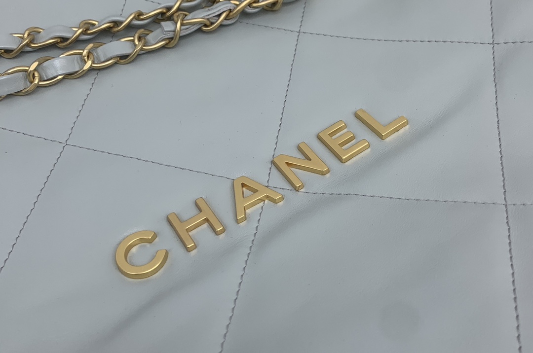 Chanel 22bag garbage bag named after the year, if you missed the annual bag king 19bag, Italian first-class calfskin