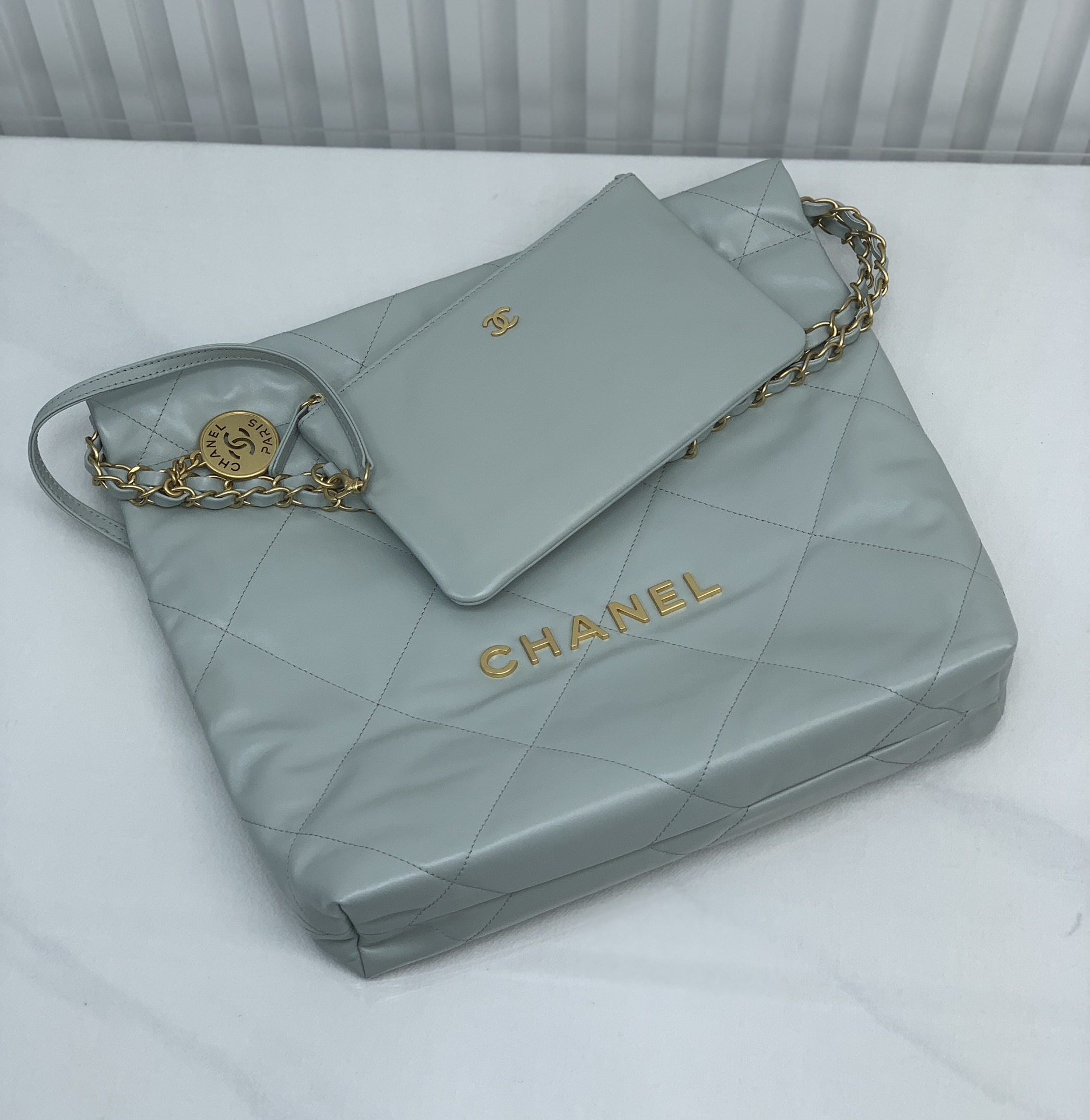Chanel 22bag garbage bag named after the year, if you missed the annual bag king 19bag, Italian first-class calfskin