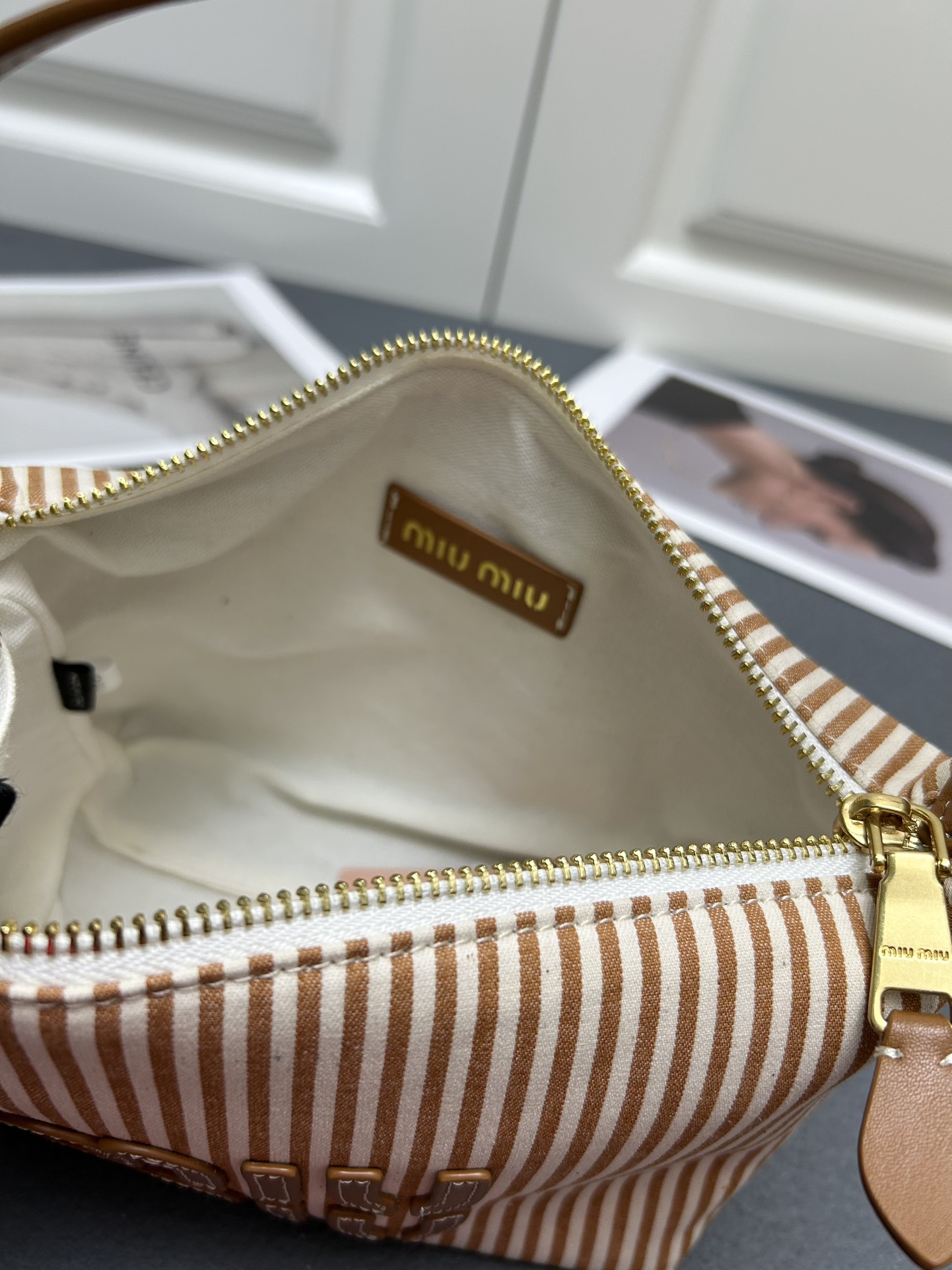 Saint Laurent Classic Luxury Handbag Shoulder Crossbody Bag Ref.81CBEE40 8