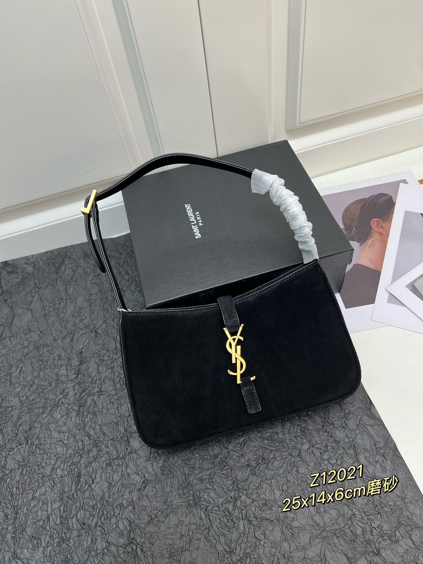 Yves Saint Laurent Crossbody & Shoulder Bags Frosted Spring/Summer Collection Underarm Z12021