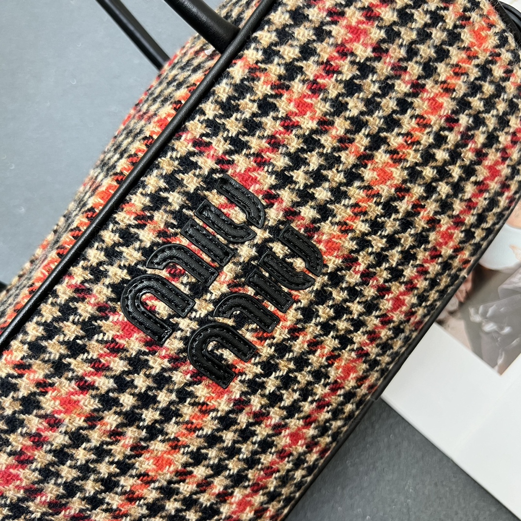 Miu Miu Bowling Bag in Checkered Wool with Leather Trim, 28x12x9cm 4 i1731812849 4859 0