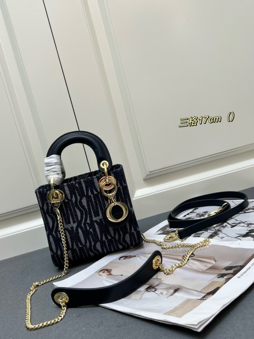 Dior Lady Dior Handtas Jacquard Blauw met Gouden Hardware, 17 cm 1 Dior Lady Dior Handtas Jacquard Blauw met Gouden Hardware, 17 cm