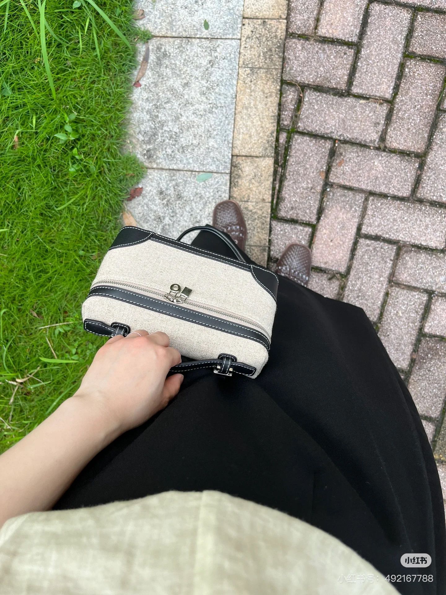 Canvas & Leather Lunch Box Bag with Shoulder Strap, 19.5cm 5 i1740370364 3971 4