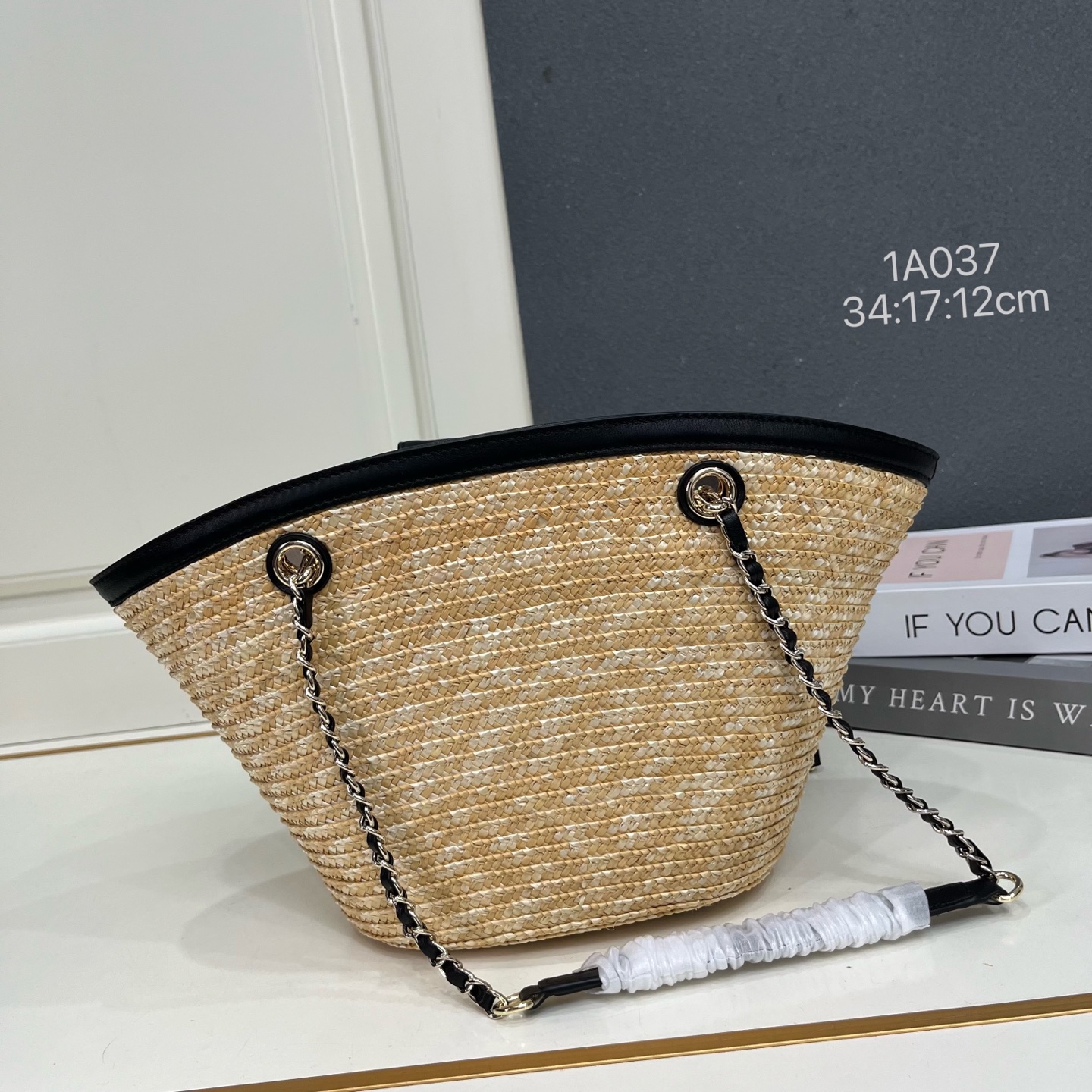 Alternative view of Wallet 12179