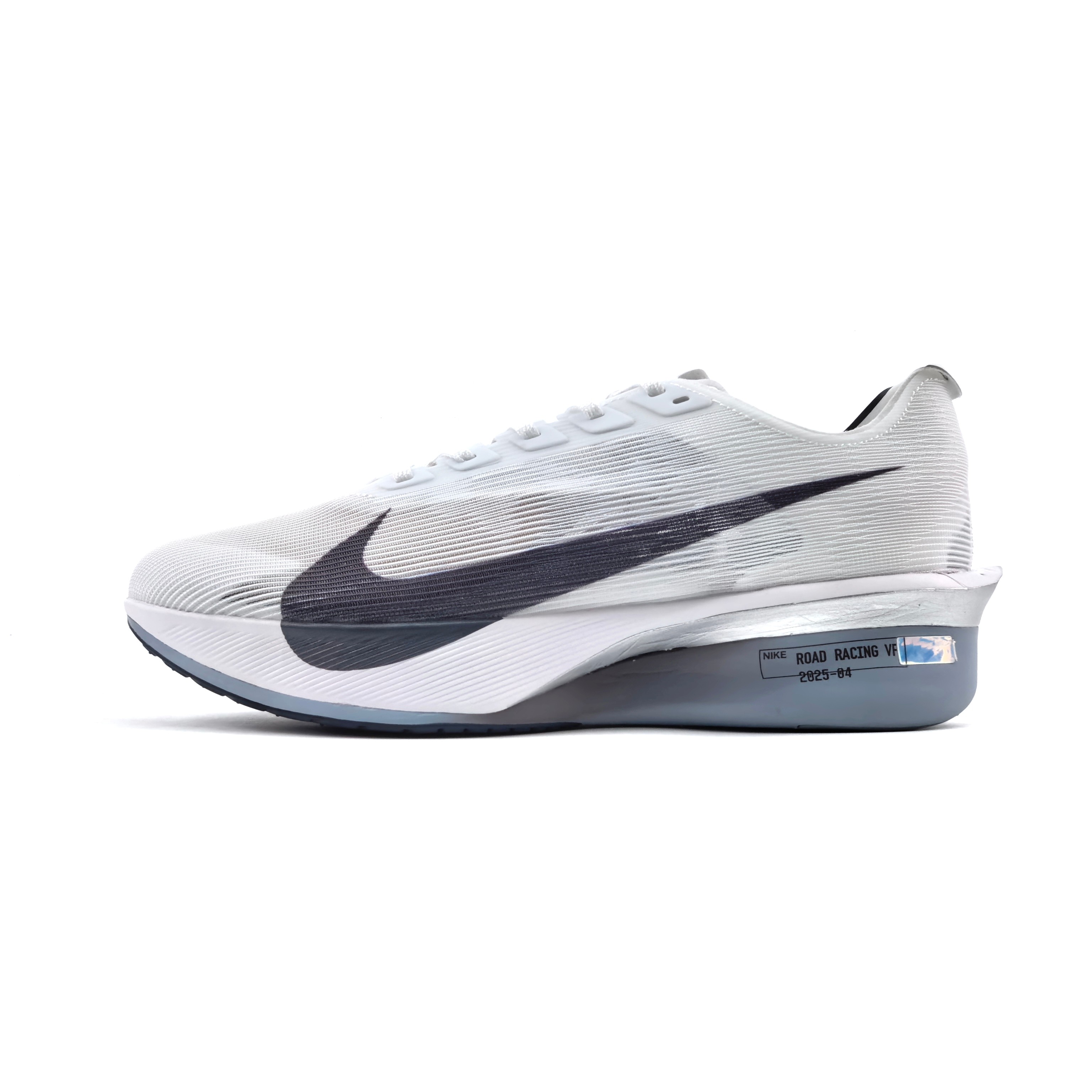 HF6414-100 Nike ZoomX Vaporfly NEXT% 4 马拉松系列公路竞速超轻缓震跑步鞋 鞋款轻盈,同时保持出色性能表现.此鞋款质感轻盈,无论是日常畅跑还是马拉松,皆可轻松驾驭