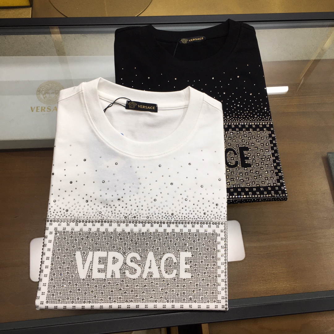 Versace Kleding T-Shirt Zwart Wit Unisex Katoen Lente/Zomercollectie Fashion Korte mouw
