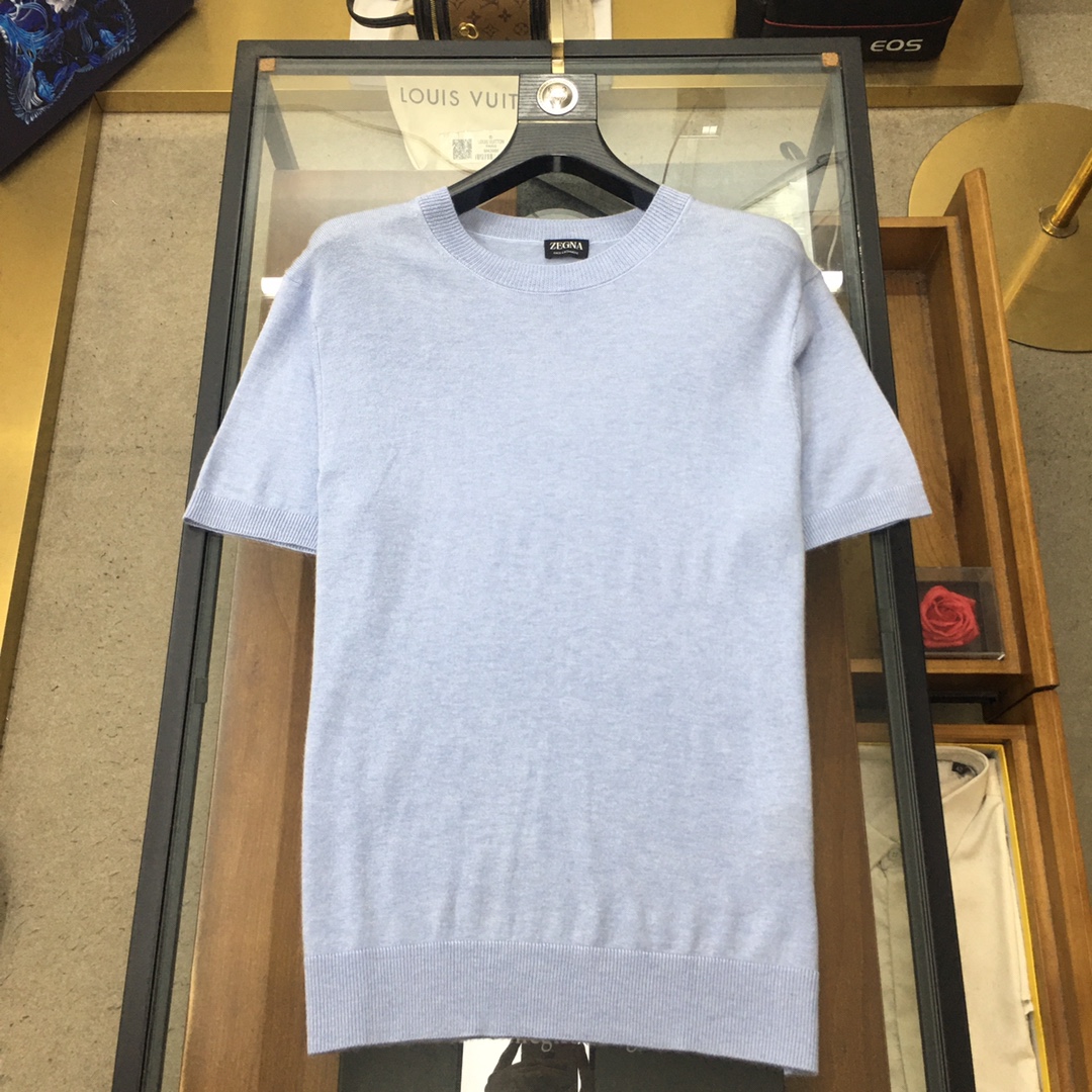 🆕专柜新品🌹🔥《杰尼亚》S-XL(报身高体重)💕
2025春夏新品短袖针织衫，官网同步发售，意大利进口混