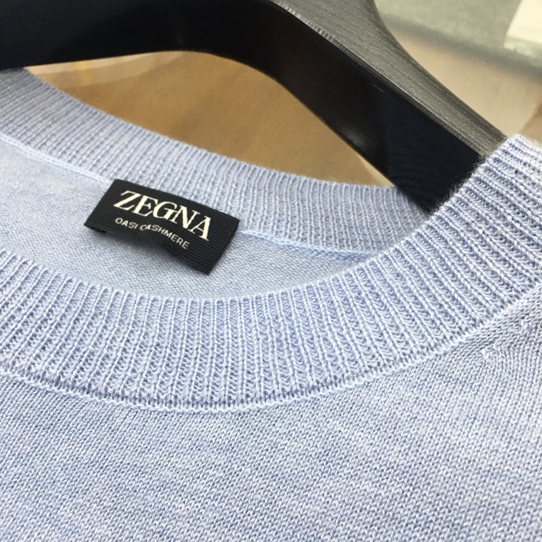 🆕专柜新品🌹🔥《杰尼亚》S-XL(报身高体重)💕
2025春夏新品短袖针织衫，官网同步发售，意大利进口混