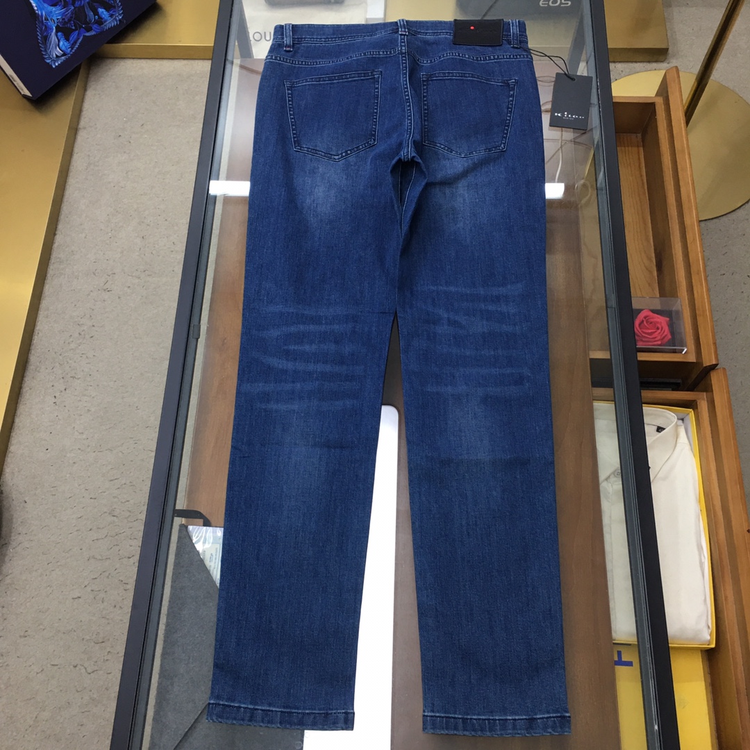 P696 Kiton.25 Men’s Jeans: Sophisticated Production, Classic Style for Autumn/Winter - 图片 7