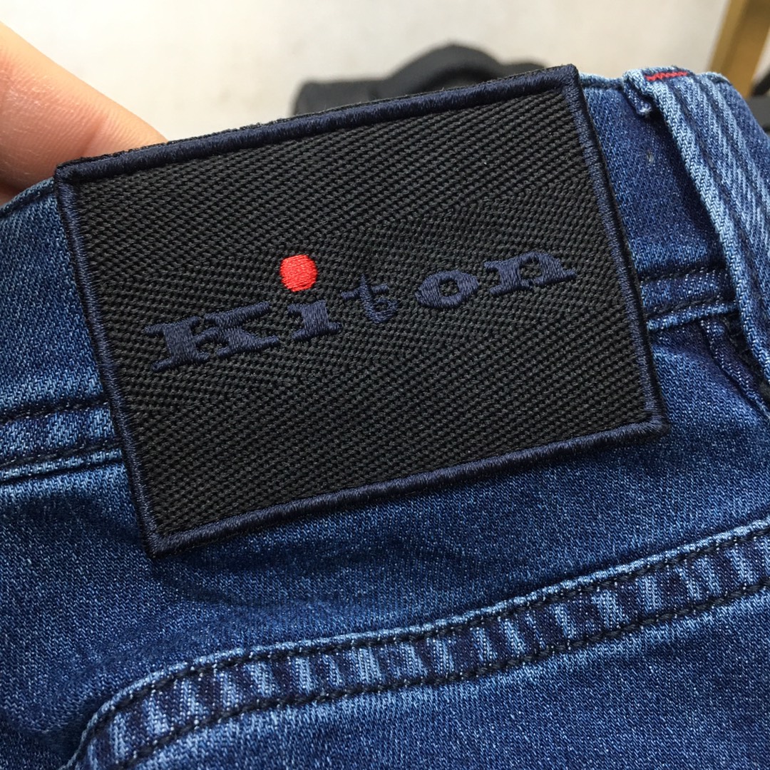 P696 Kiton.25 Men’s Jeans: Sophisticated Production, Classic Style for Autumn/Winter - 图片 8