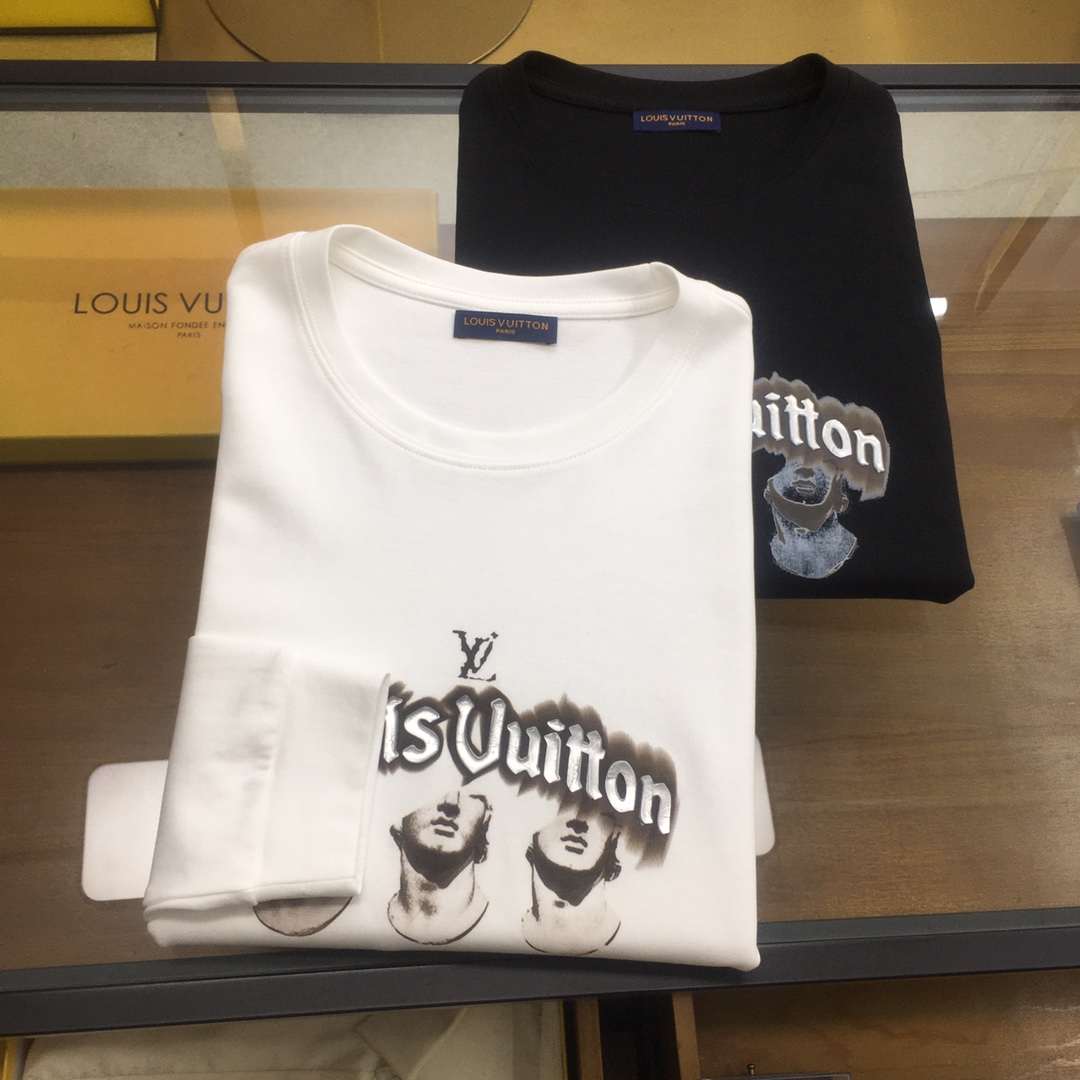 NO:119794,New product [L.v...] 2025 season fashion long-sleeved sweatshirt high-end customized classic series, fashionable and stylish classic round neck style, simple and generous, classic brand high-end LOGO design on the chest, adopts high-end inner lining, excellent anti-static feel, comfortable and smooth, excellent style, crisp and stylish, street sports versatile item, low-key but luxurious, a must-have counter size for men [please report height and weight if you place an order]..., hoodie, sweatshirts, alexander wang19860909新品【L.v...】 2025季时尚长袖卫衣 高端定制经典系列,时尚有型 经典圆领款式,简单大方,胸前经典品牌高档LOGO设计 采用高档内里保暖极佳 可防静电手感舒适顺滑 ,版型超赞 挺括有型 ,街头运动百搭单品,上身低调而不失奢华,潮男必备款专柜尺码M-4XL【下单请报身高体重】..,,hoodie,sweatshirts,alexander wang,Men's clothing