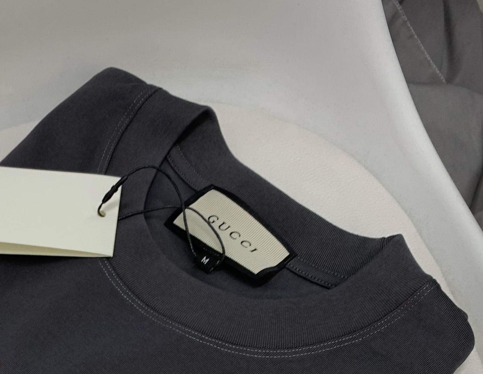 Gucci Camiseta de Manga Corta con Logo Clásico para Hombre y Mujer 8 o 1ith3qto0m3vn0i11u29g1tbe6