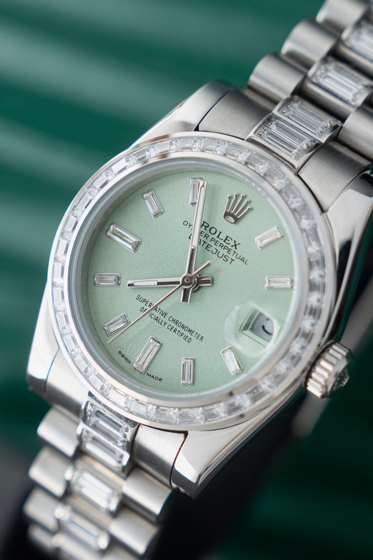 Rolex Datejust silver / green dial 31mm Women's Automatic