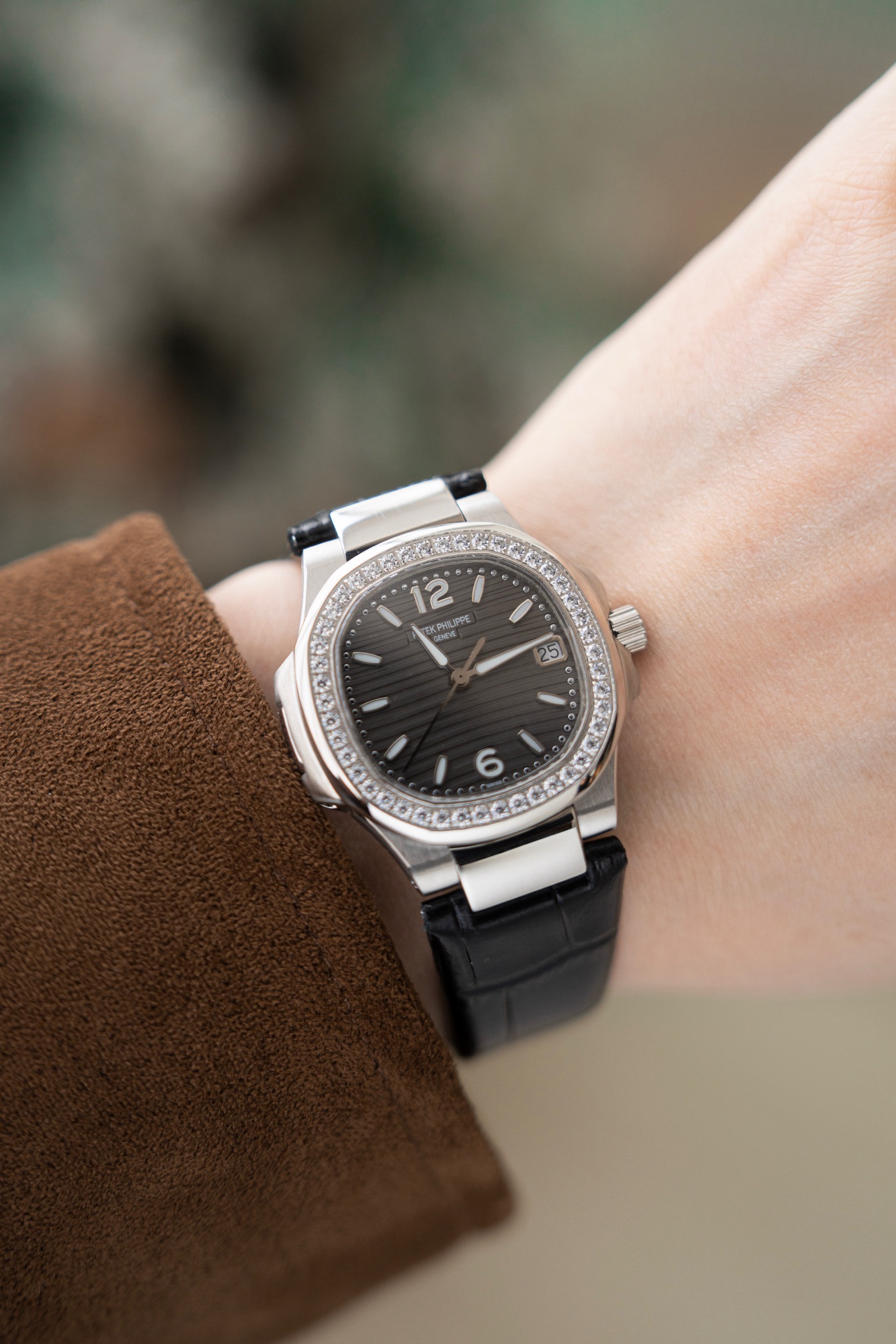 Patek Philippe Style White Leather Watches Watches Watches detail image 6 from source 765394