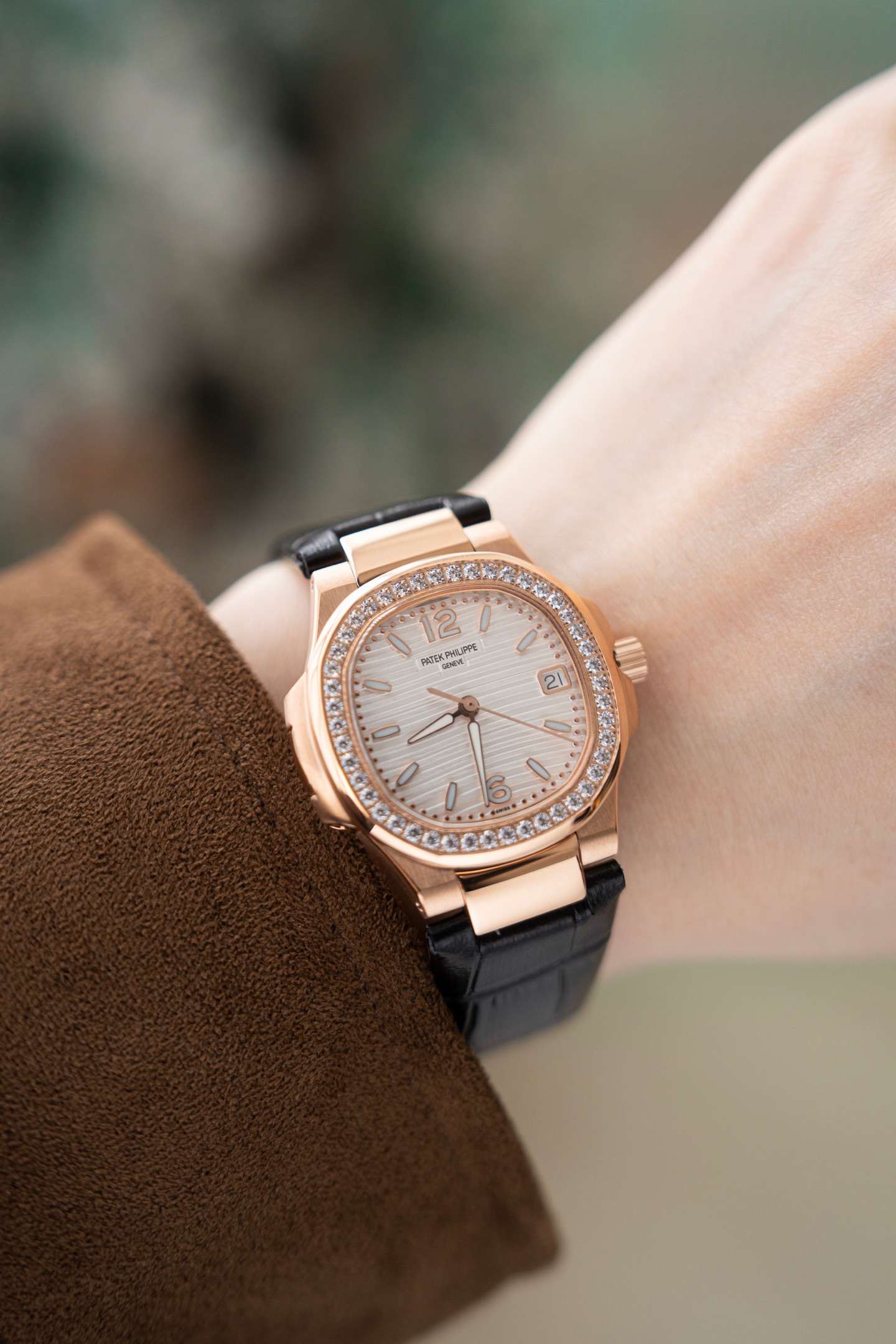 Patek Philippe Style White Leather Watches Watches Watches detail image 3 from source 765394