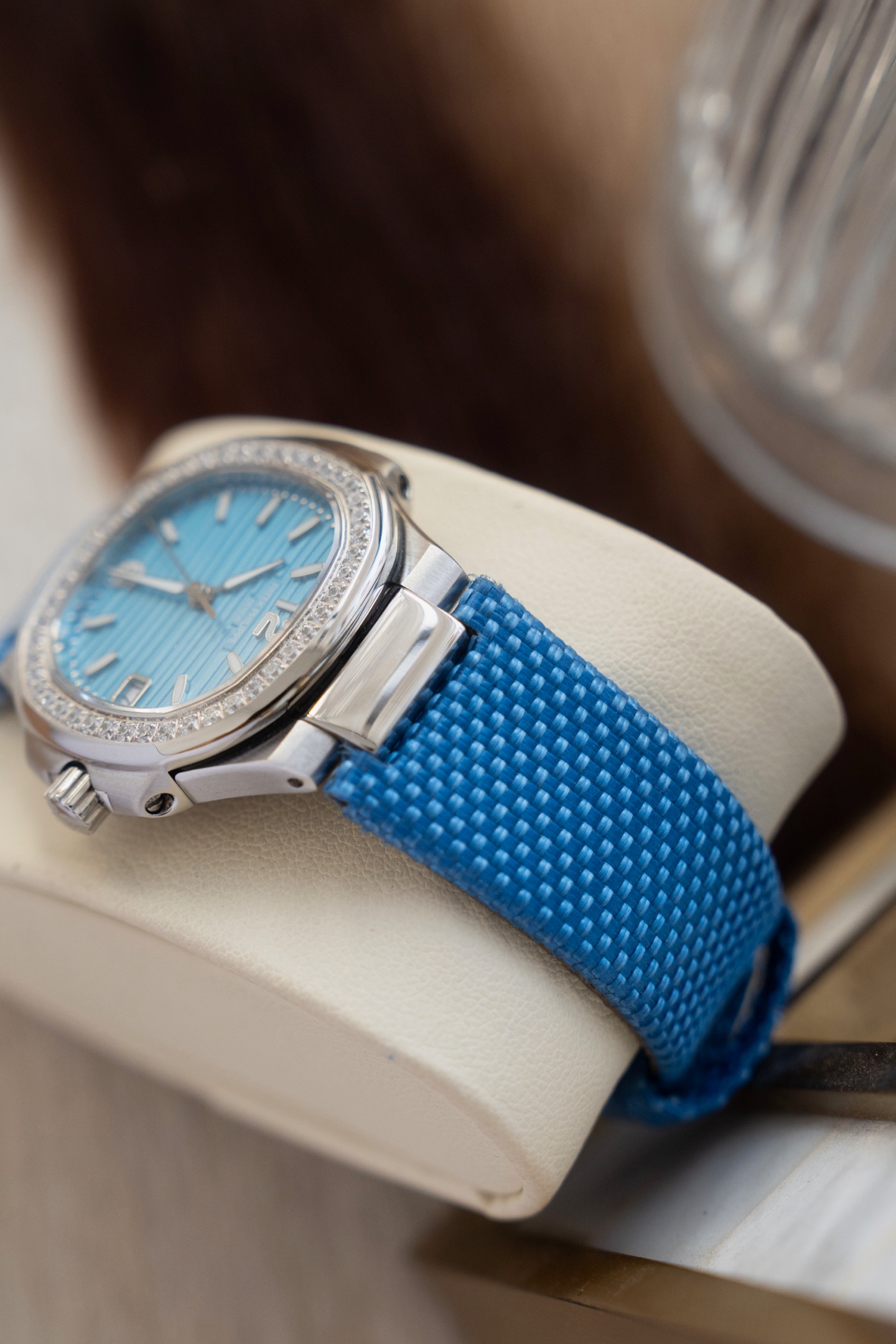 Patek Philippe Style White Leather Watches Watches Watches detail image 4 from source 765393
