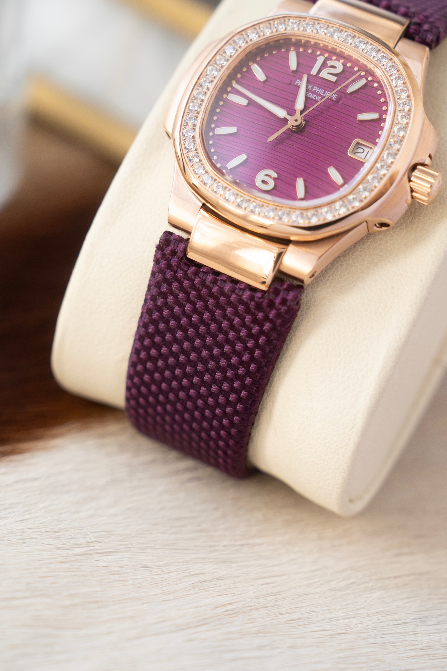 Patek Philippe Style White Leather Watches Watches Watches detail image 3 from source 765392