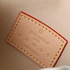 【顶级品质】 M4625z 白彩 限量版L Metis腰带以缤纷姿彩亮相路易威登与村上隆的开创性合作系列。莹泽链条方便随 【顶级品质】 M4625z 白彩 限量版L Metis腰带以缤纷姿彩亮相路易威登与村上隆的开创性合作系列。莹泽链条方便随