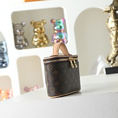【顶级品质】M83079 老花本款NiceBeauty化妆包重塑经典设计,以双拉链、VN手柄、Monog 【顶级品质】M83079 老花本款NiceBeauty化妆包重塑经典设计,以双拉链、VN手柄、Monog