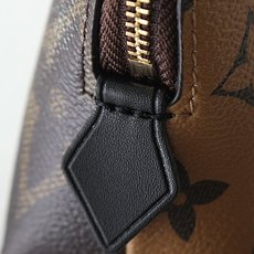 【顶级品质】M11249 拼色本款Pochette Cosmetique小号化妆包以Monogram R 【顶级品质】M11249 拼色本款Pochette Cosmetique小号化妆包以Monogram R