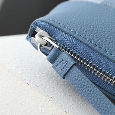 【顶级品质】M28846本款Pochete Voyage Souple手拿包采用Damoflage 涂层 【顶级品质】M28846本款Pochete Voyage Souple手拿包采用Damoflage 涂层