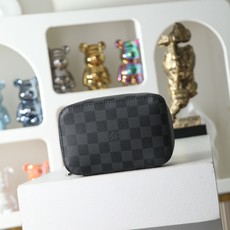 【顶级品质】M43688 黑格 小号本款PackingCube小号收纳包为路易威登收纳艺术新作,以Mon 【顶级品质】M43688 黑格 小号本款PackingCube小号收纳包为路易威登收纳艺术新作,以Mon