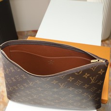 【顶级品质】M13561 大号使用新款Pochette ClesL手拿包,为重要文件找到稳妥收纳之所,邂 【顶级品质】M13561 大号使用新款Pochette ClesL手拿包,为重要文件找到稳妥收纳之所,邂