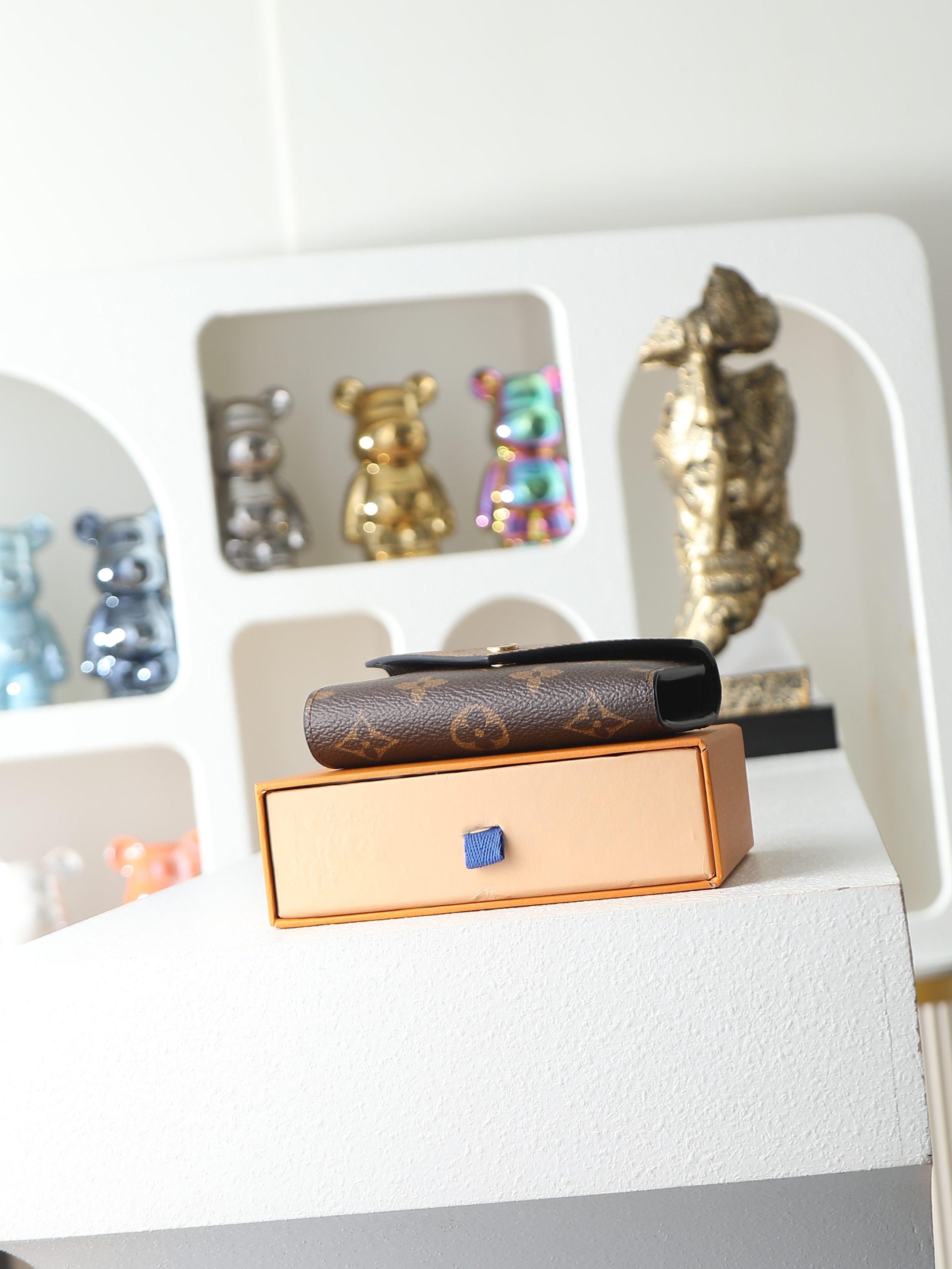 【顶级品质】M81557 拼色本款Victorine钱夹拼合Monogram和Monogram Reve